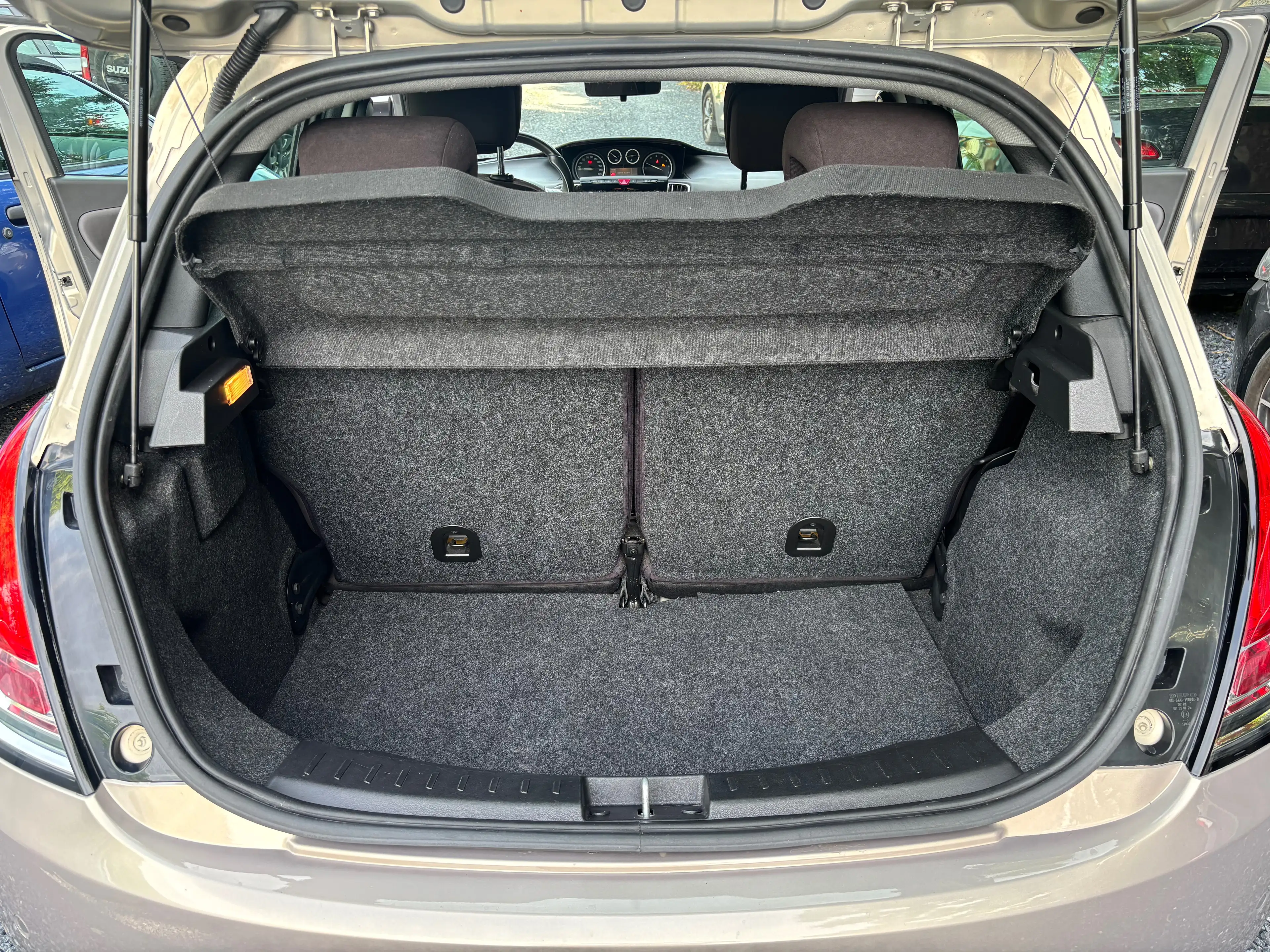 Lancia Ypsilon Ypsilon 1.2i Fire Evo II Platinium — photo 11