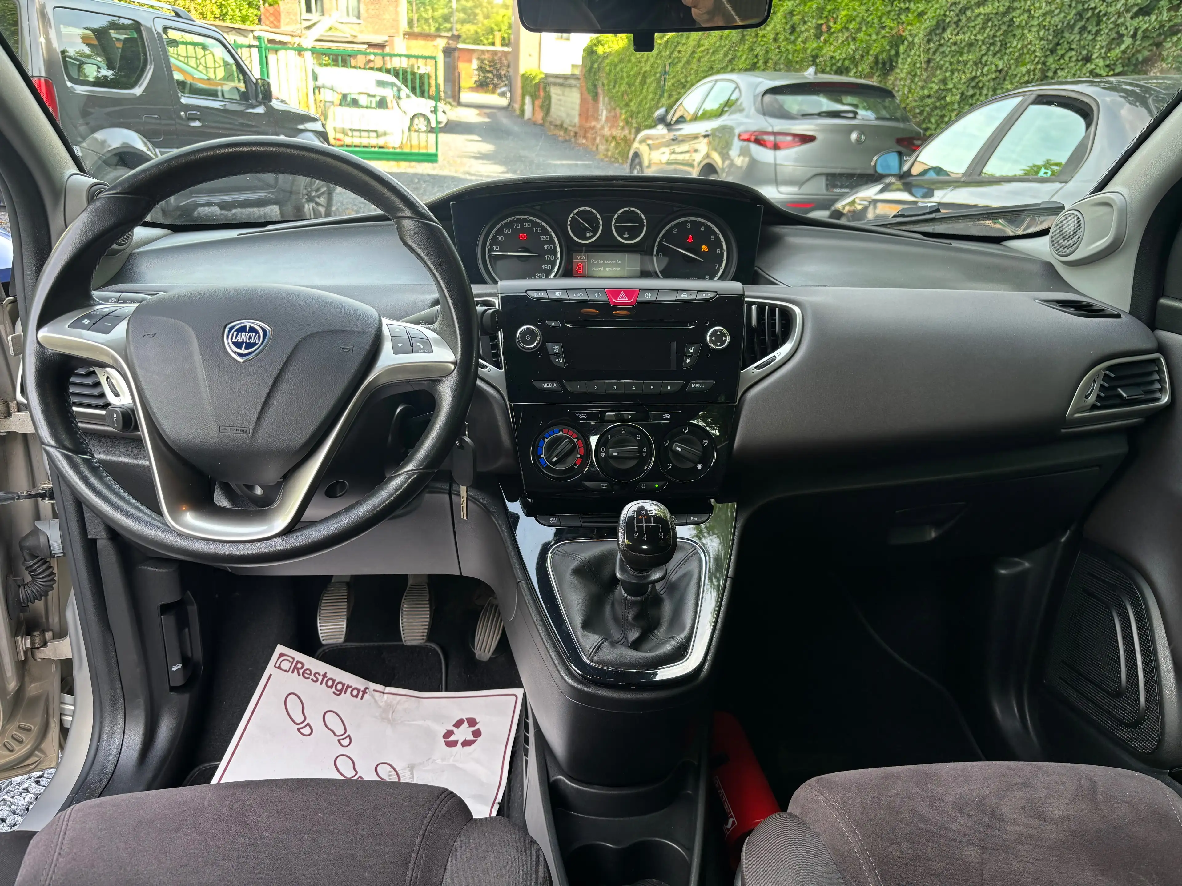 Lancia Ypsilon Ypsilon 1.2i Fire Evo II Platinium — photo 8