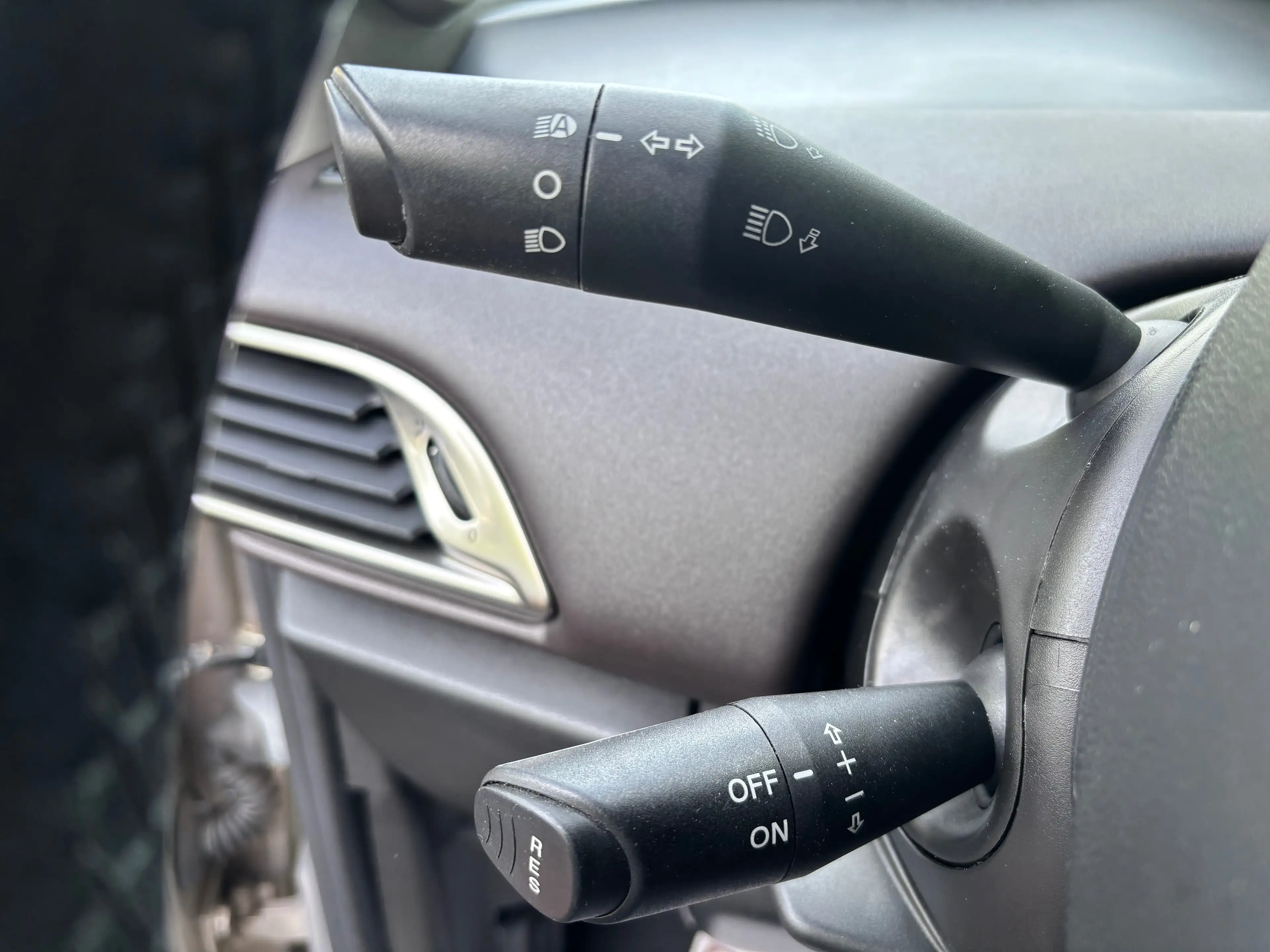 Lancia Ypsilon Ypsilon 1.2i Fire Evo II Platinium — photo 14