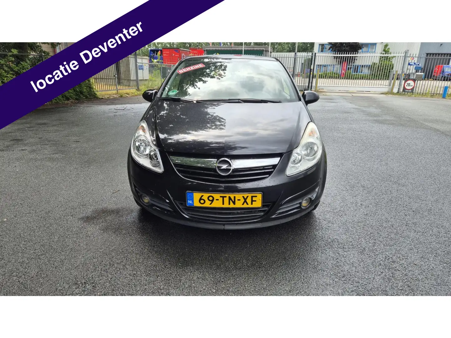 Opel Corsa 1.4-16V Enjoy NETTE AUTO RIJDT EN SCHAKELT GOED Schwarz - 2