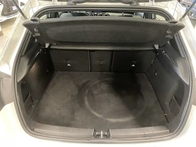 Mercedes-Benz A-Class view 9