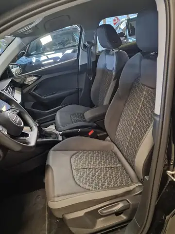 Audi A1 view 11