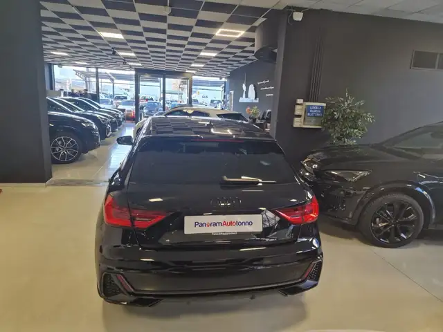 Audi A1 view 6