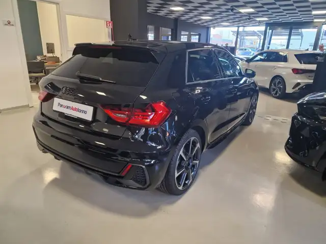 Audi A1 view 7