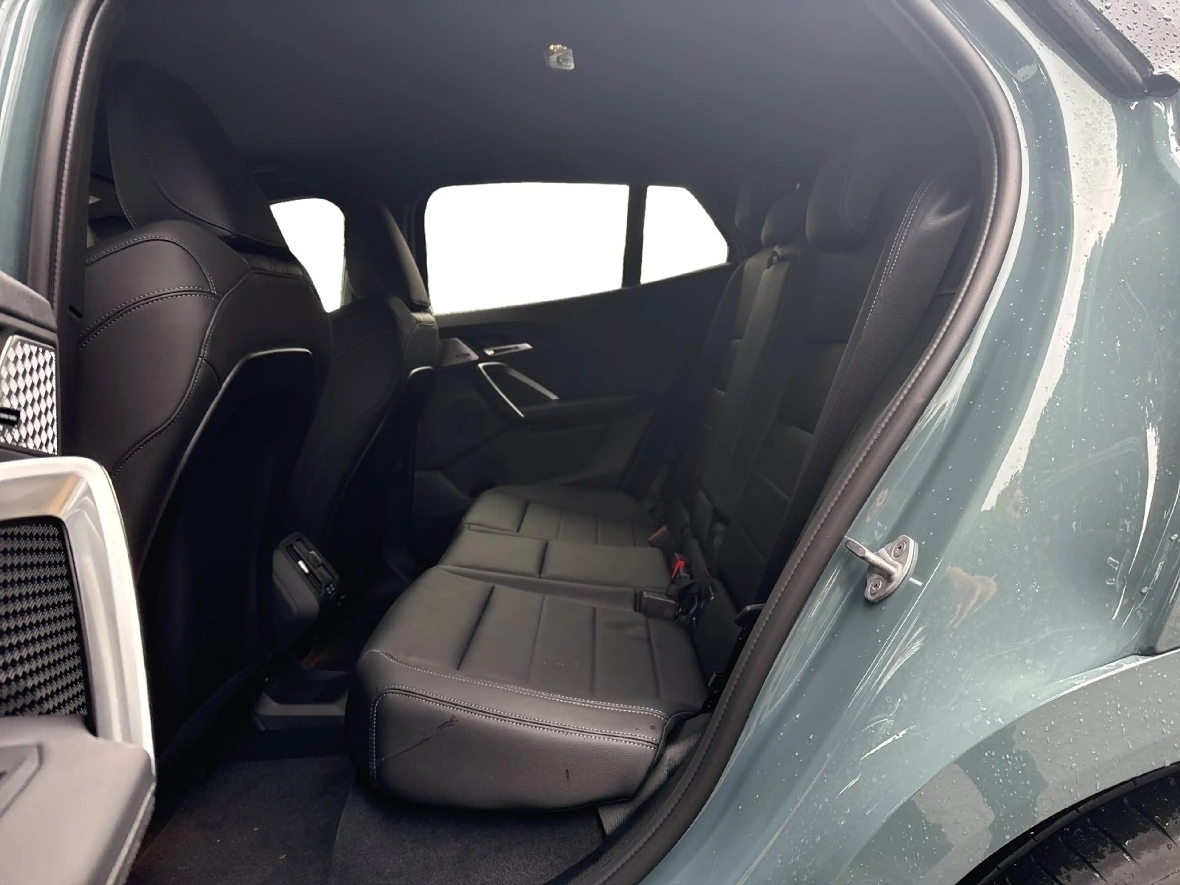 BMW iX2 xDrive30 AHK 360° STANDHZ HEAD-UP RFK HIFI — photo 18