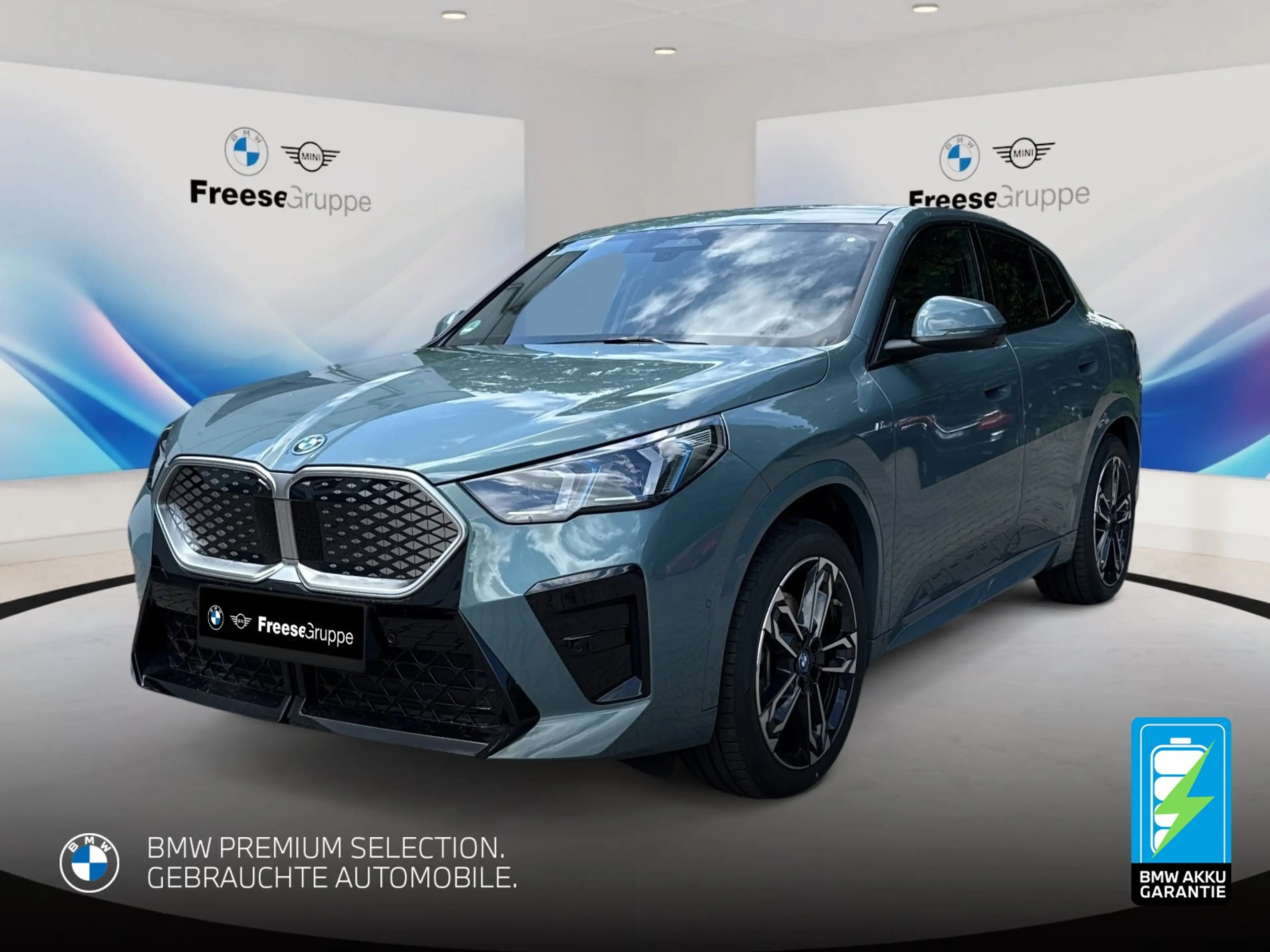 BMW iX2 xDrive30 AHK 360° STANDHZ HEAD-UP RFK HIFI