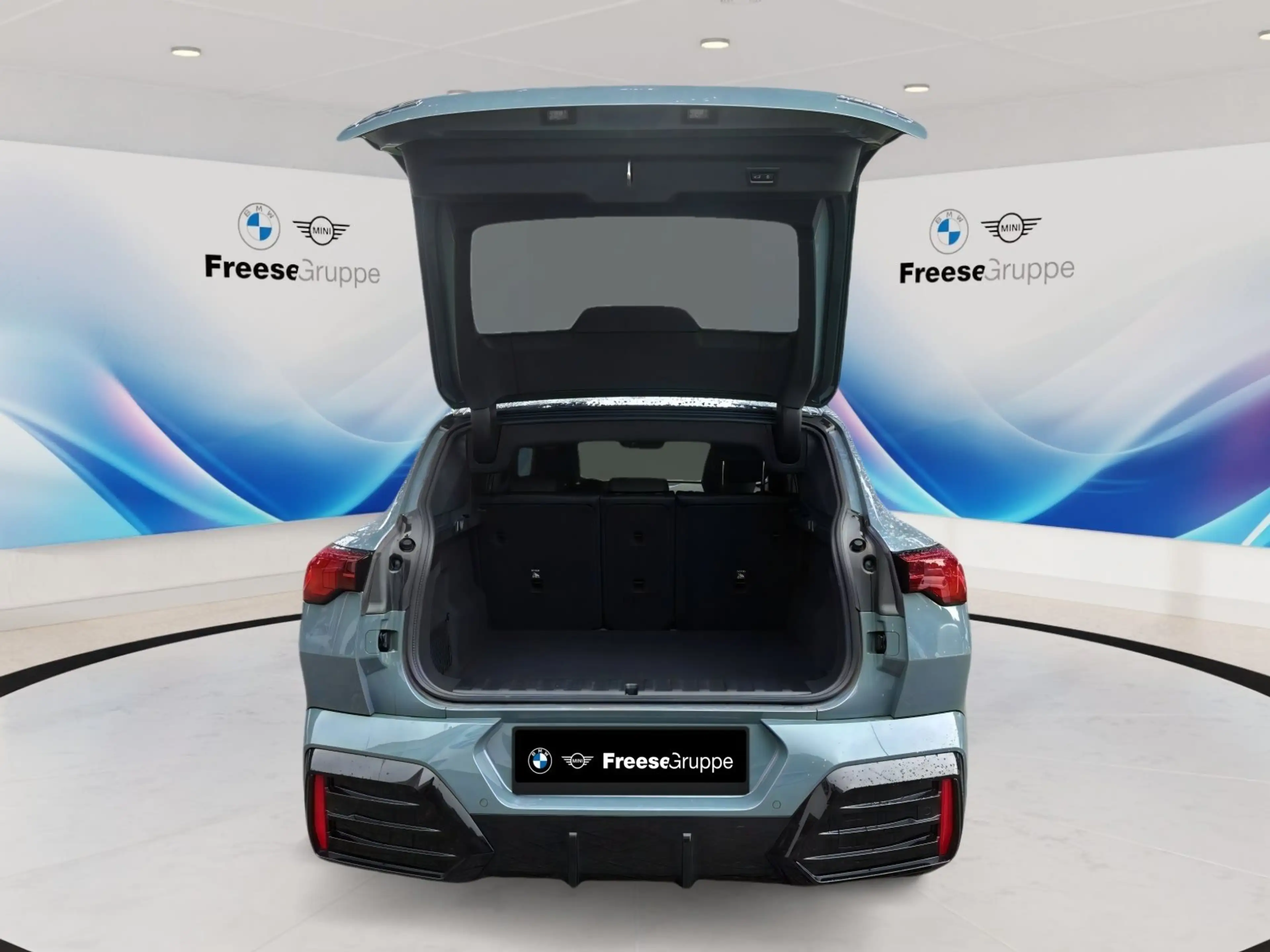 BMW iX2 xDrive30 AHK 360° STANDHZ HEAD-UP RFK HIFI — photo 19