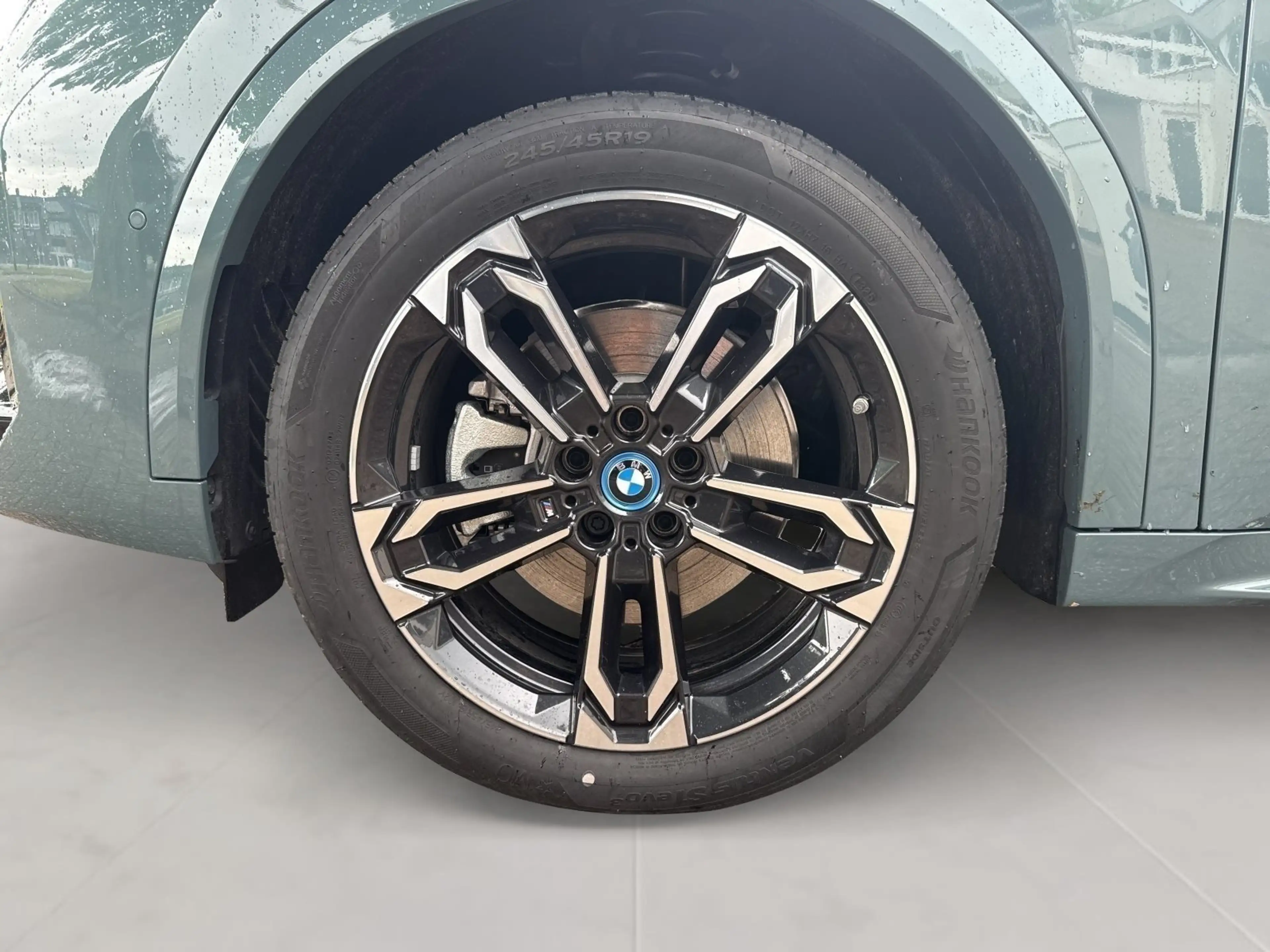 BMW iX2 xDrive30 AHK 360° STANDHZ HEAD-UP RFK HIFI — photo 9