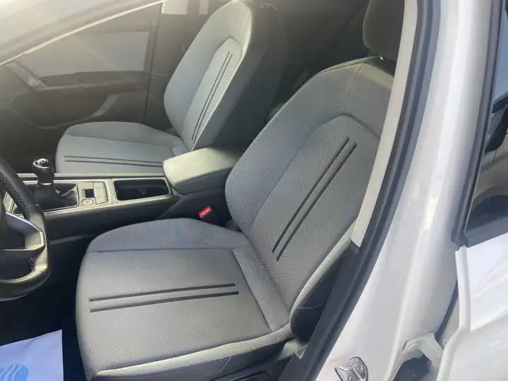SEAT León 2.0 TDI S&S Style Go 2021, foto 17