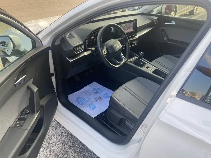 SEAT León 2.0 TDI S&S Style Go 2021, foto 18