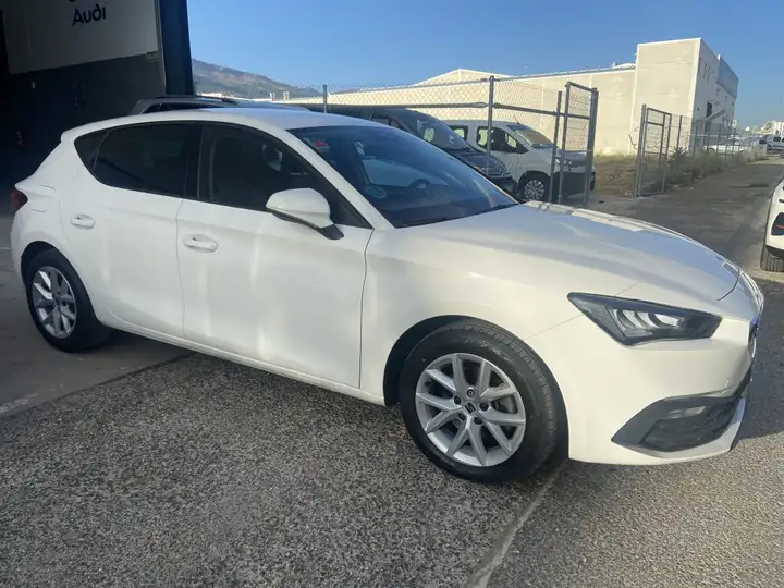 SEAT León 2.0 TDI S&S Style Go 2021, foto 14