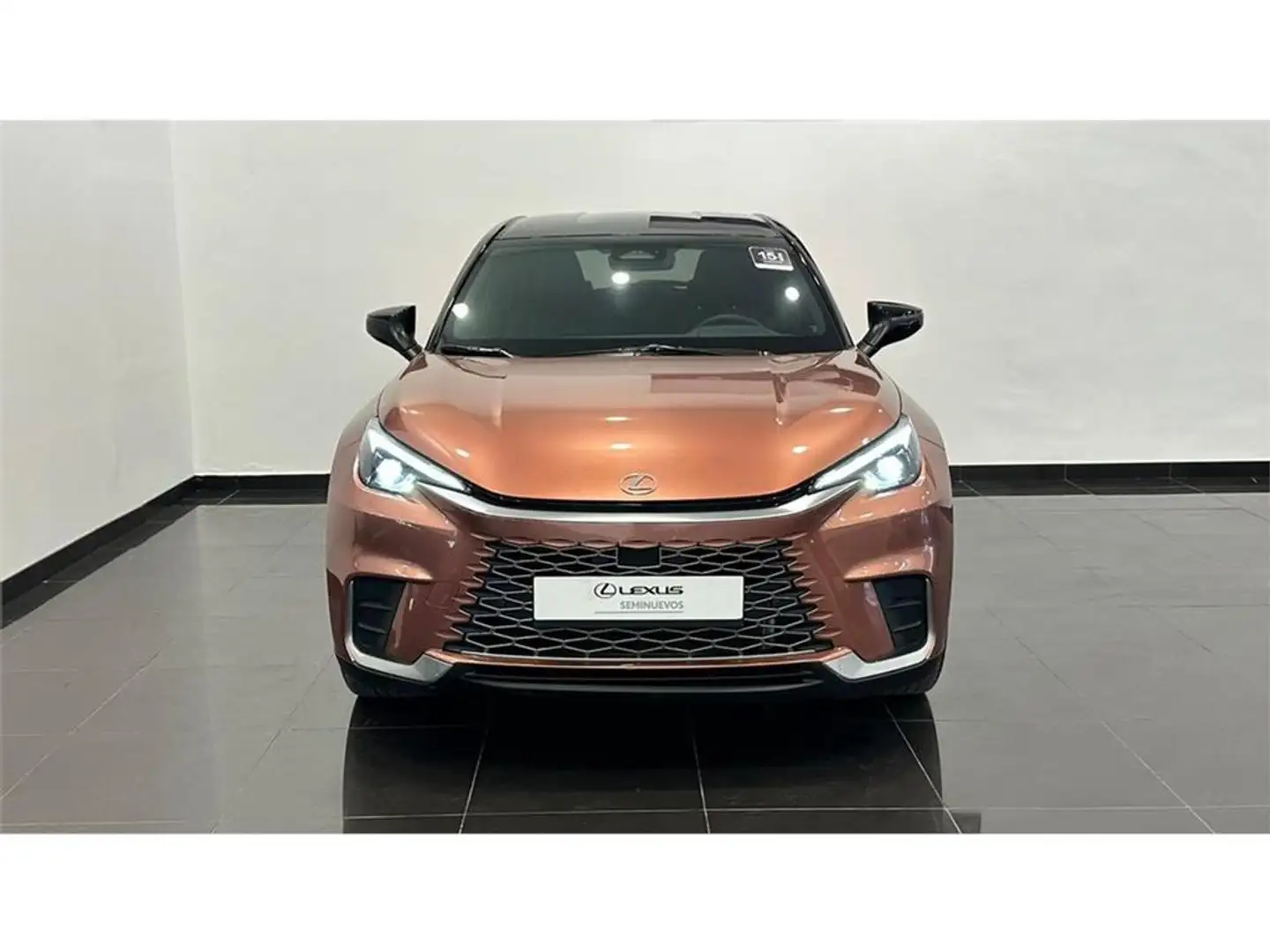 Lexus LBX 1.5 EMOTION+ Wit - 2