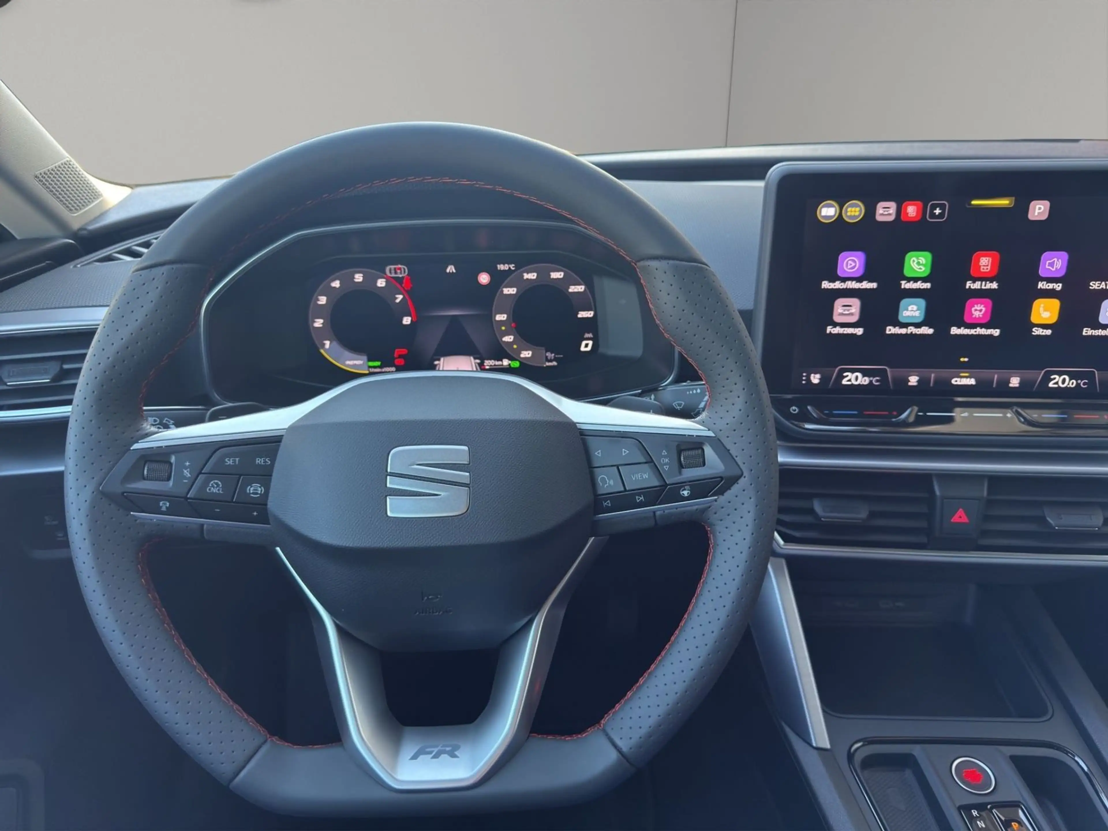 SEAT Leon 1.5 eTSI FR DSG +ACC+AHK+APP+Kamera — photo 10