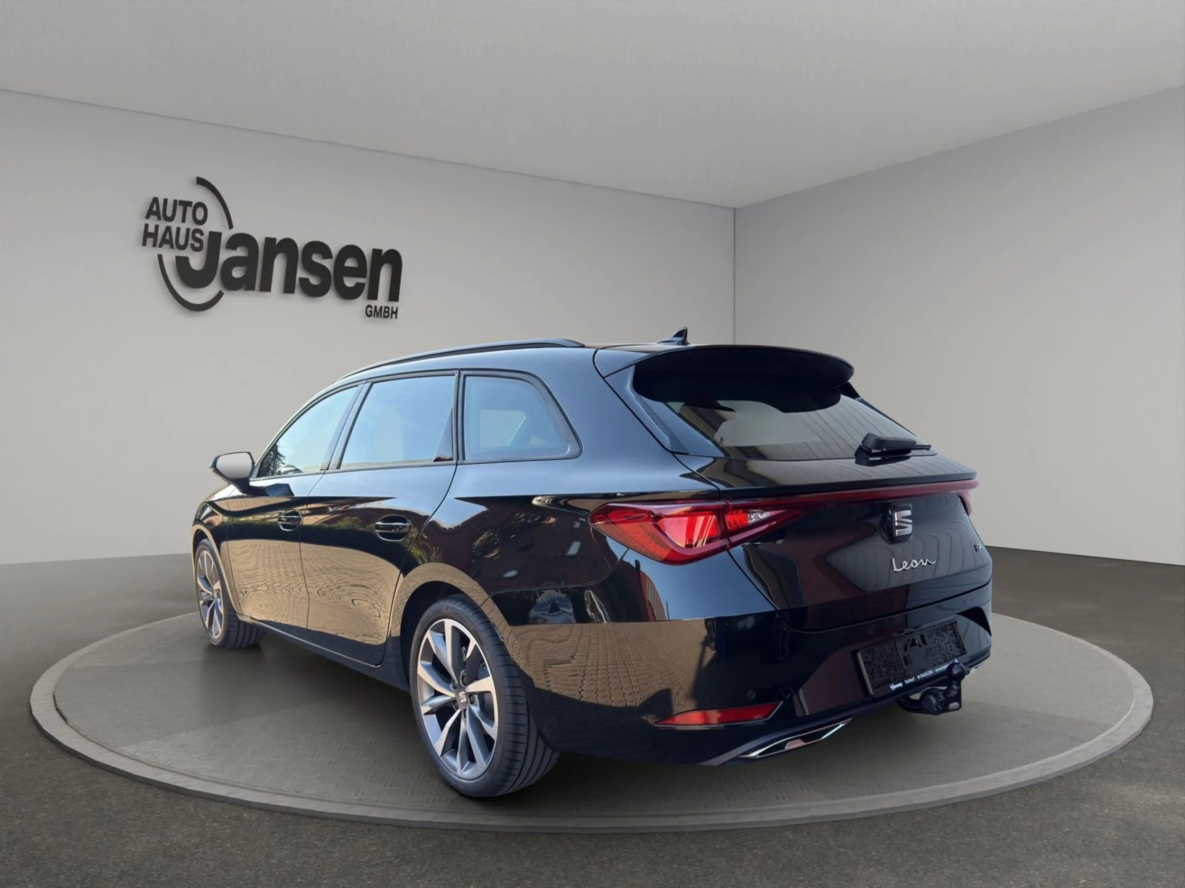 SEAT Leon 1.5 eTSI FR DSG +ACC+AHK+APP+Kamera — photo 4