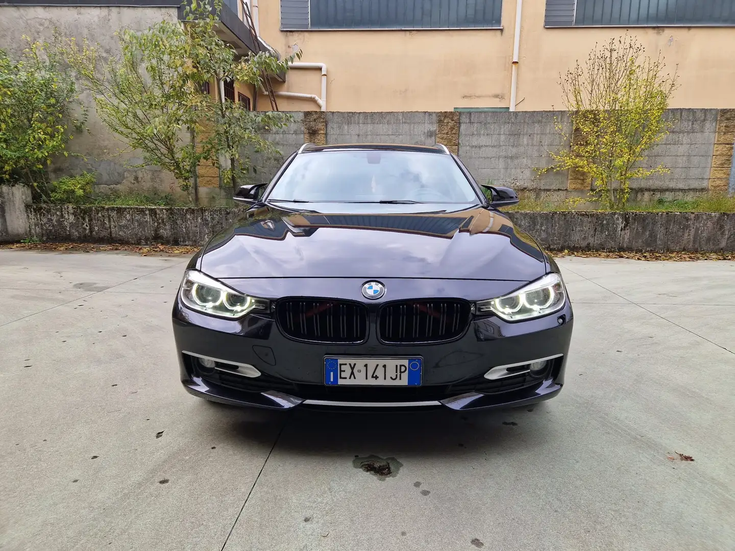 BMW 318 Modern Auto - 2