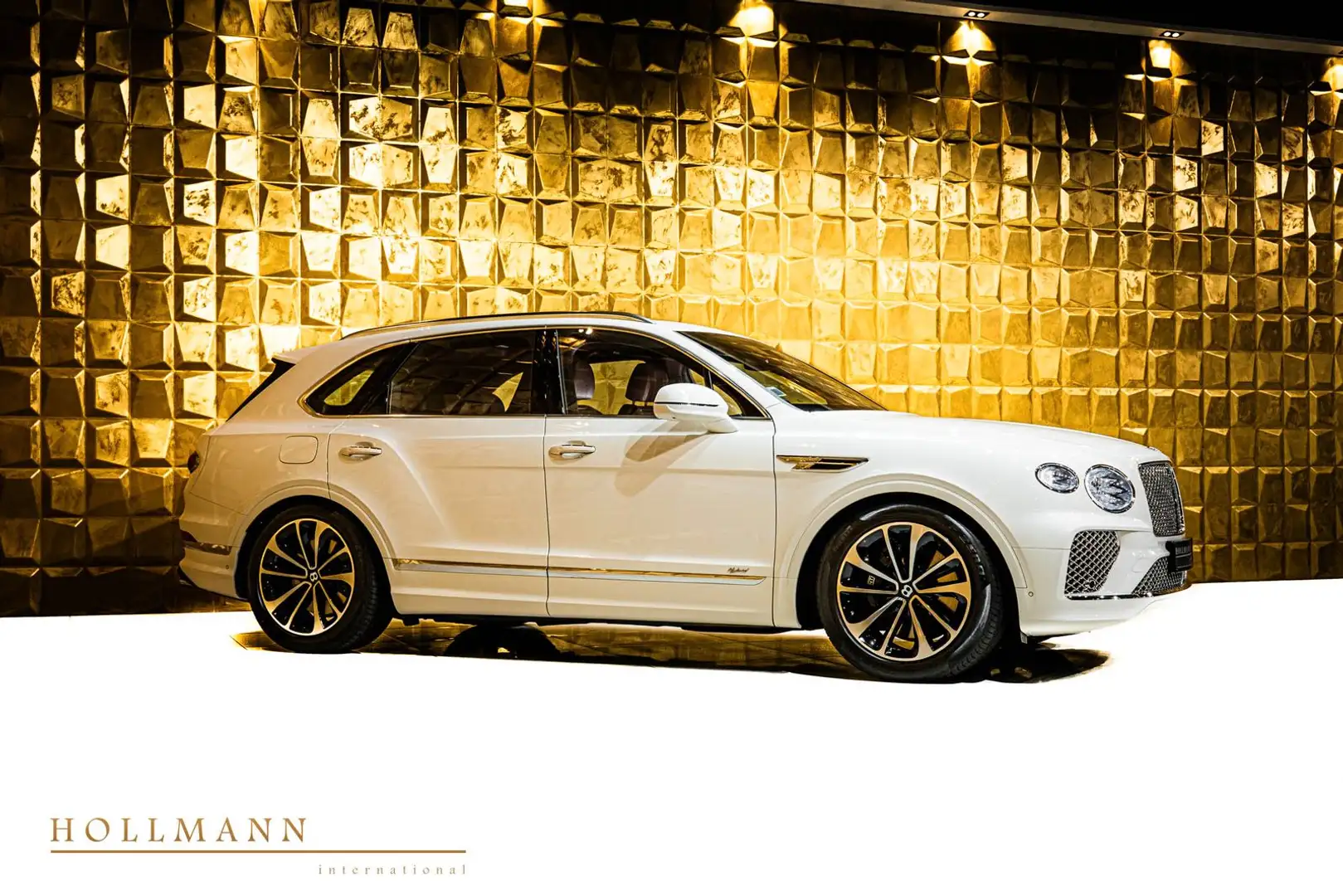 Bentley Bentayga HYBRID + PANORAMA + Weiß - 2