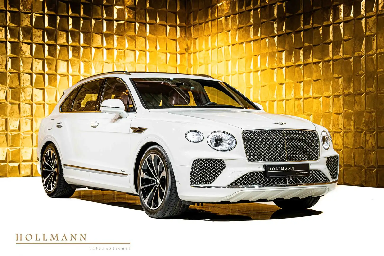 Bentley Bentayga HYBRID + PANORAMA + Weiß - 1