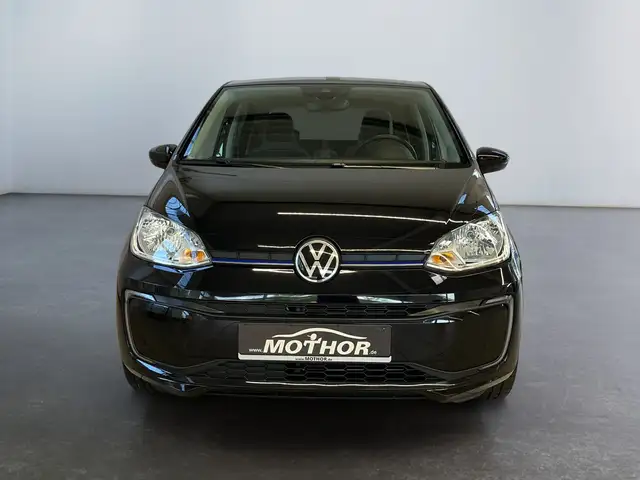 Volkswagen E-Up! view 6