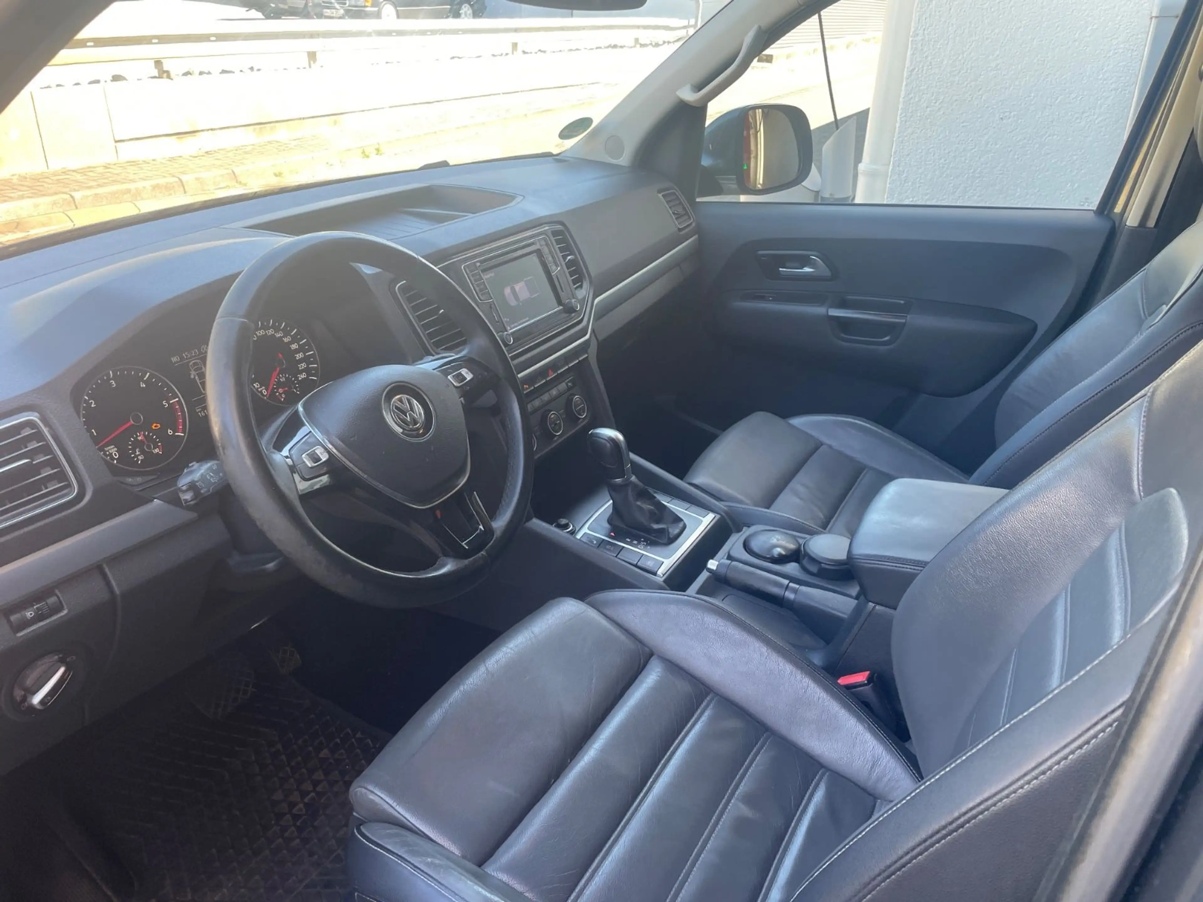 Volkswagen Amarok 3.0 TDI Highline 4Motion Standheizung — photo 13