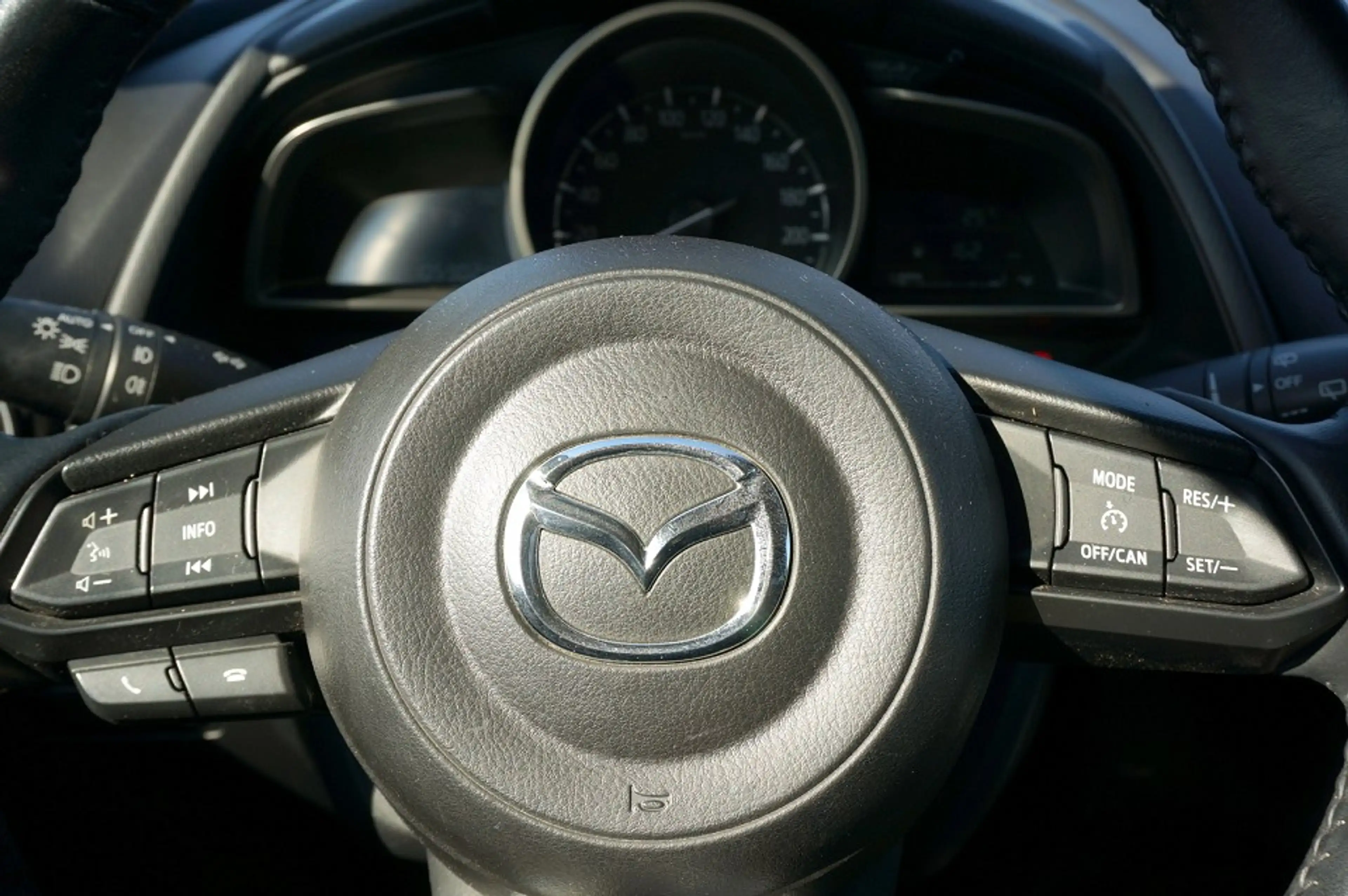 Mazda 2 5-Türer Kizoku | Skyactiv-G 90 | LED-Scheinwerfer — photo 9