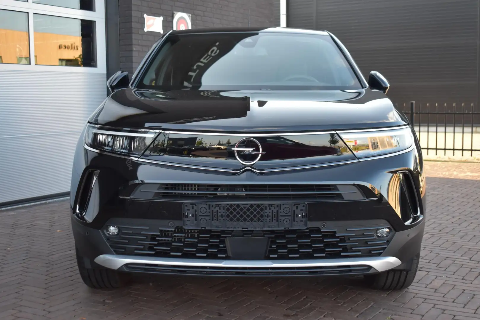 Opel Mokka 1.2 Turbo 130PK Aut. Ultimate | Camera | LED | Car Zwart - 2