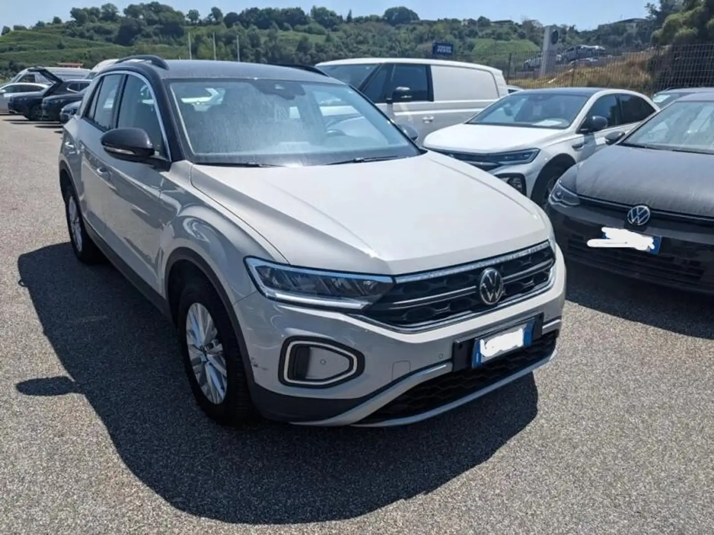 Volkswagen T-Roc 2.0 TDI SCR Life Gris - 1