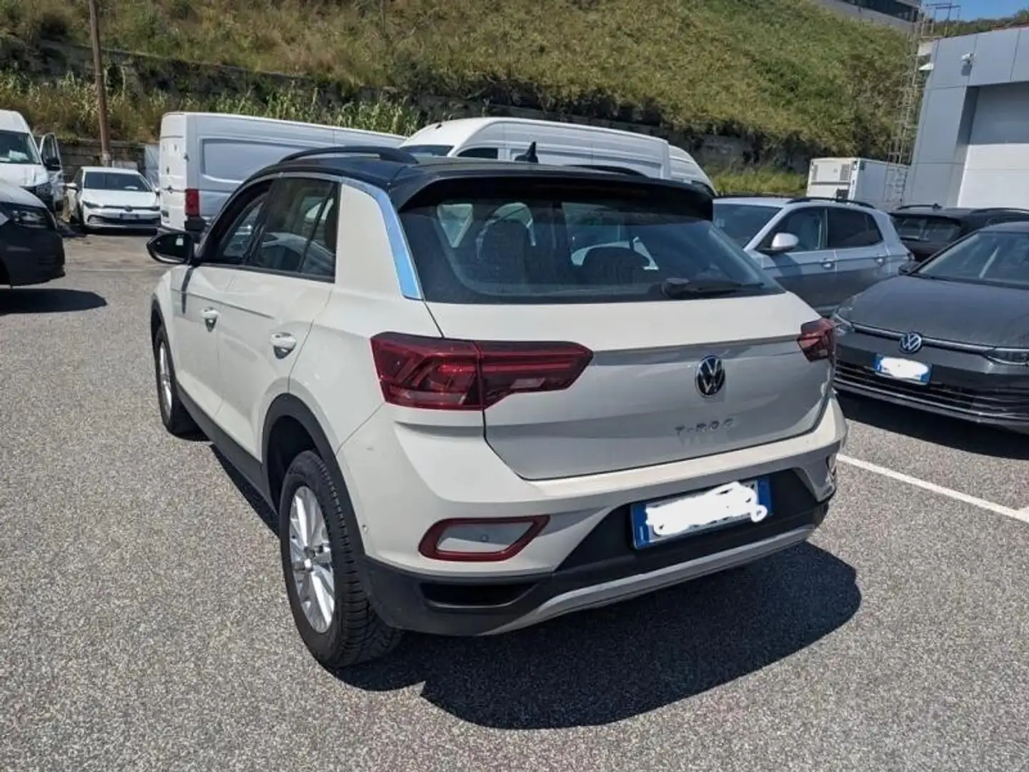 Volkswagen T-Roc 2.0 TDI SCR Life Gris - 2