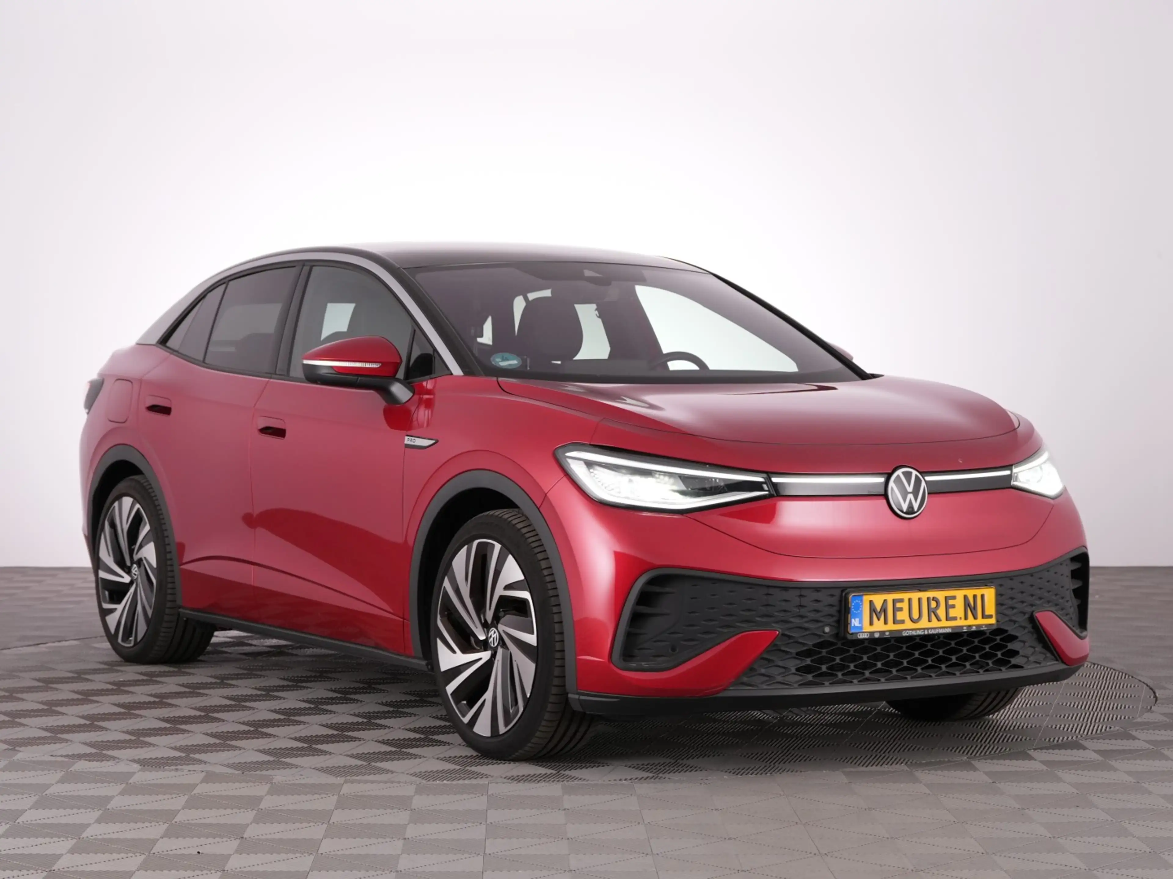 Volkswagen ID.5 Pro Performance 77 kWh | iQ LED | 21 INCH | Half L