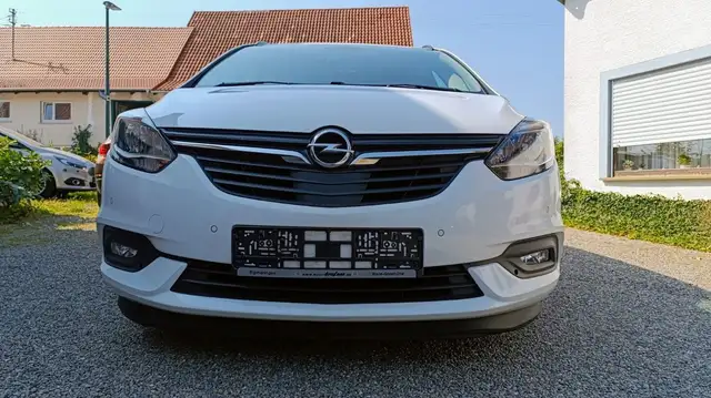Opel Zafira C Edition /Autom/Navi/AHK