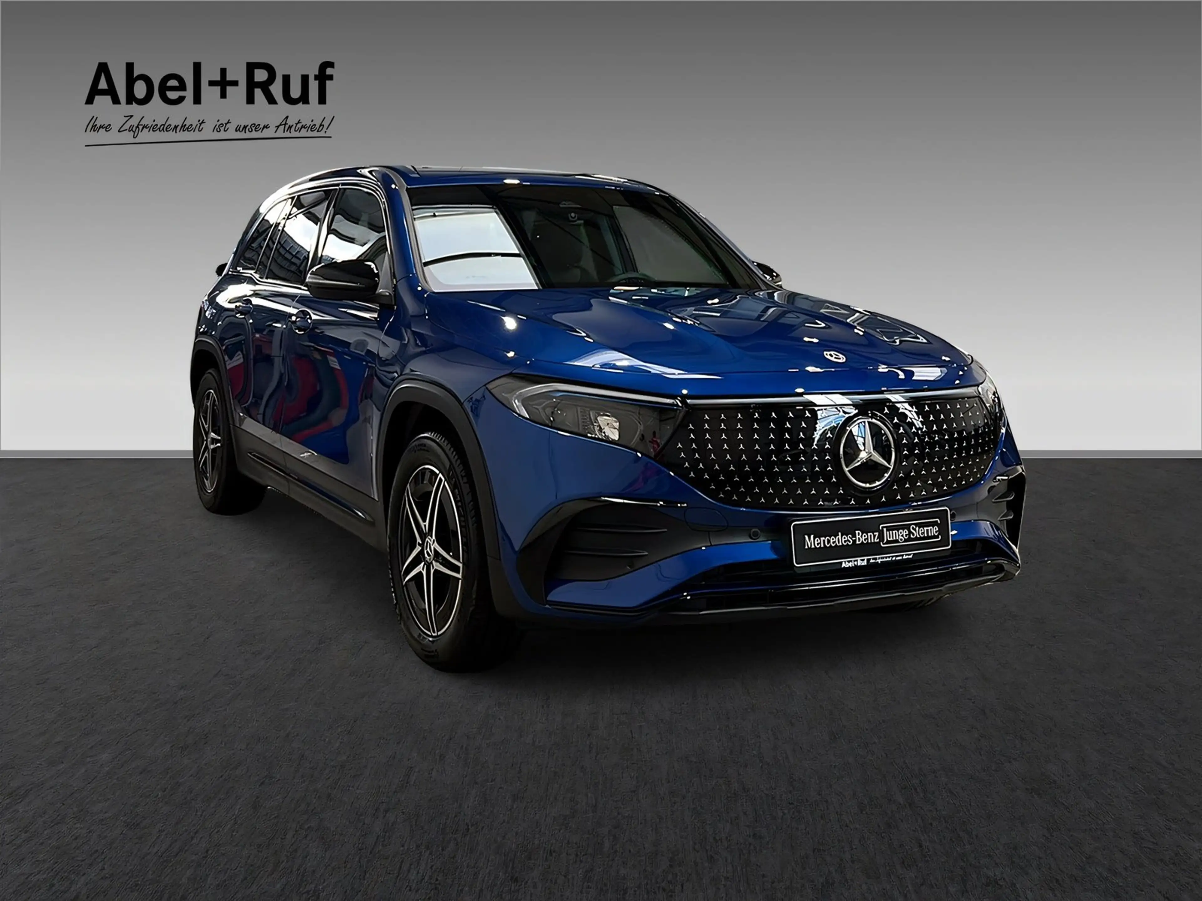 Mercedes-Benz EQB 250 + AMG+LED+NIGHT+Kamera+Ambi+CarPlay+LrHz — photo 6