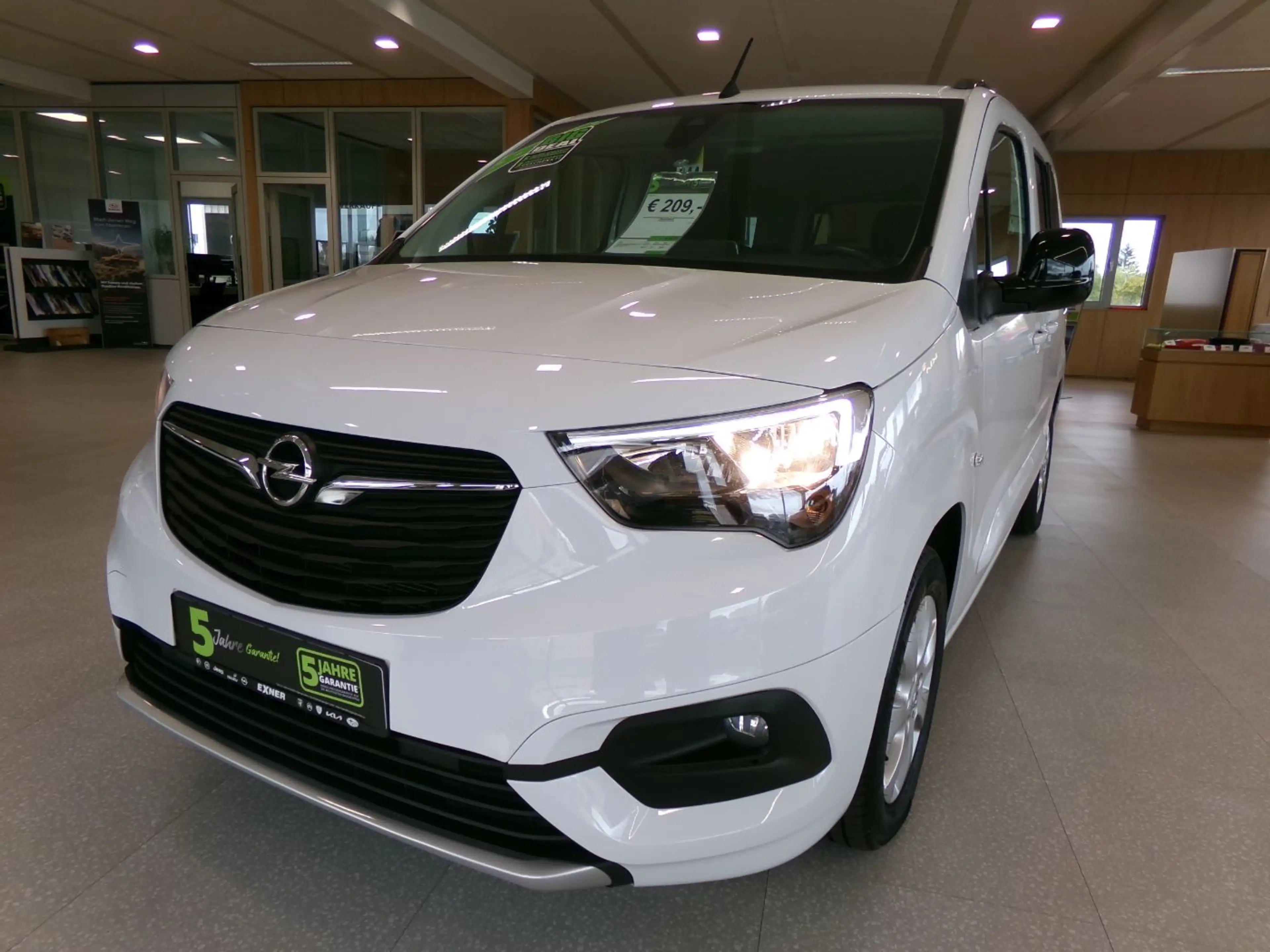 Opel Combo Life Combo-e ULTIMATE Winterp.+2xKlima+LM — photo 5