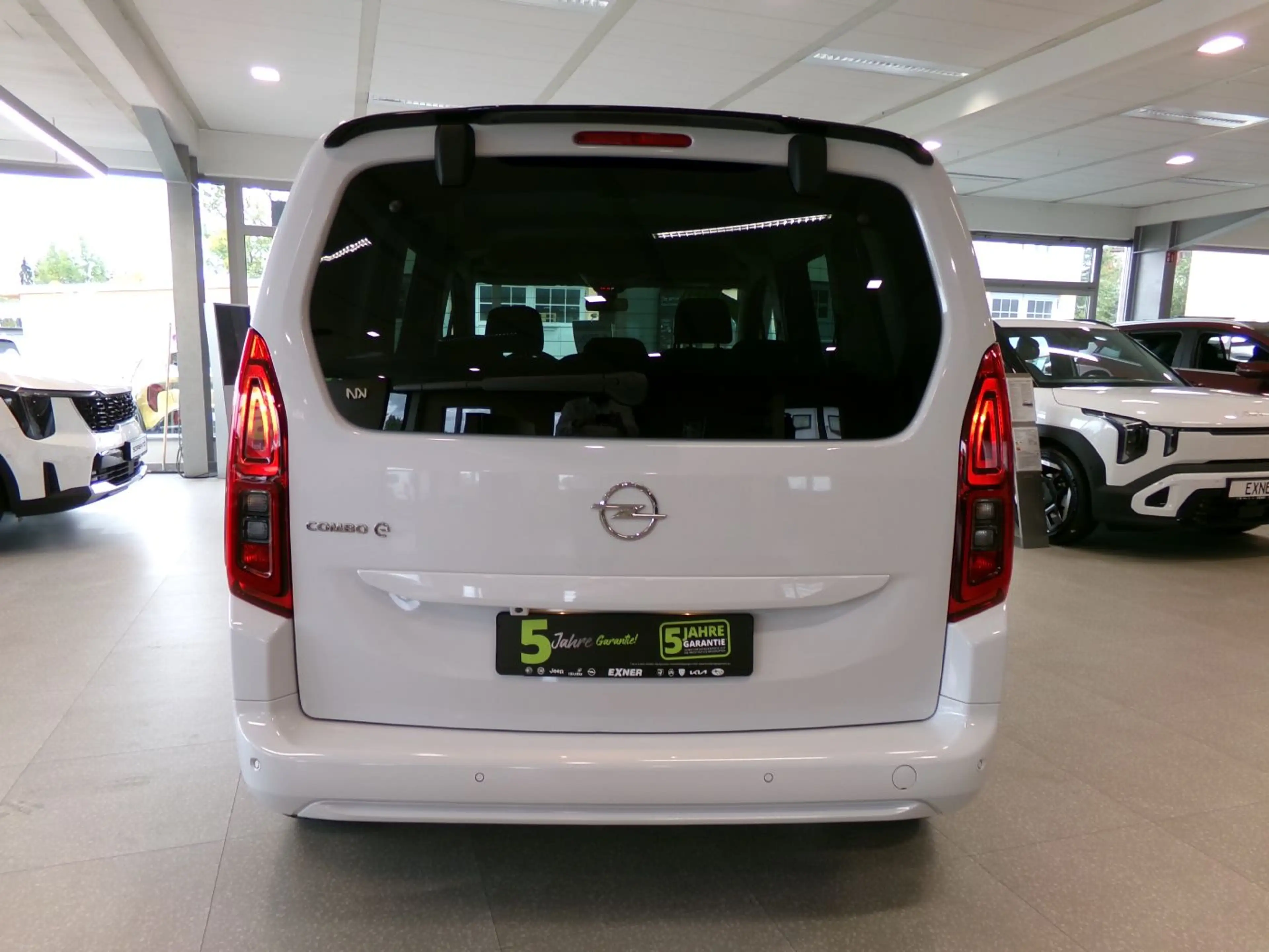 Opel Combo Life Combo-e ULTIMATE Winterp.+2xKlima+LM — photo 10