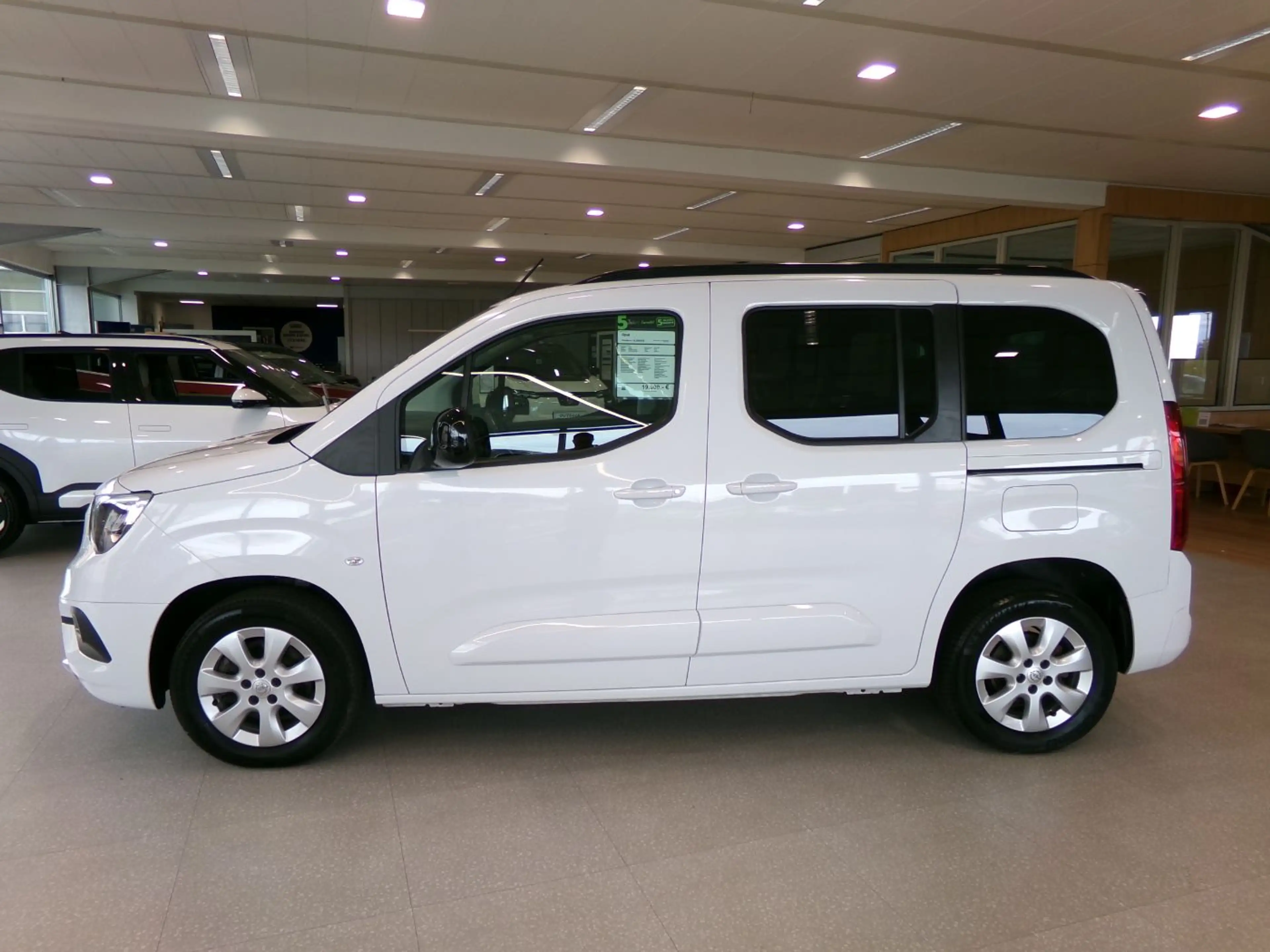 Opel Combo Life Combo-e ULTIMATE Winterp.+2xKlima+LM — photo 4