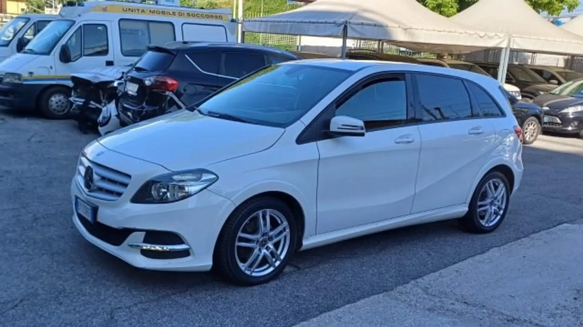 Mercedes-Benz B 200 Classe B - T242 ngd Premium Bianco - 2