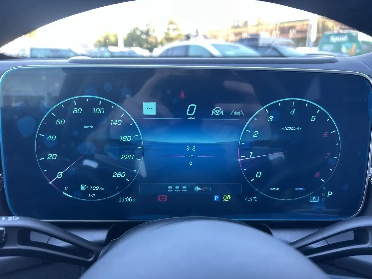 Mercedes-Benz GLC снимка Mercedes-Benz GLC