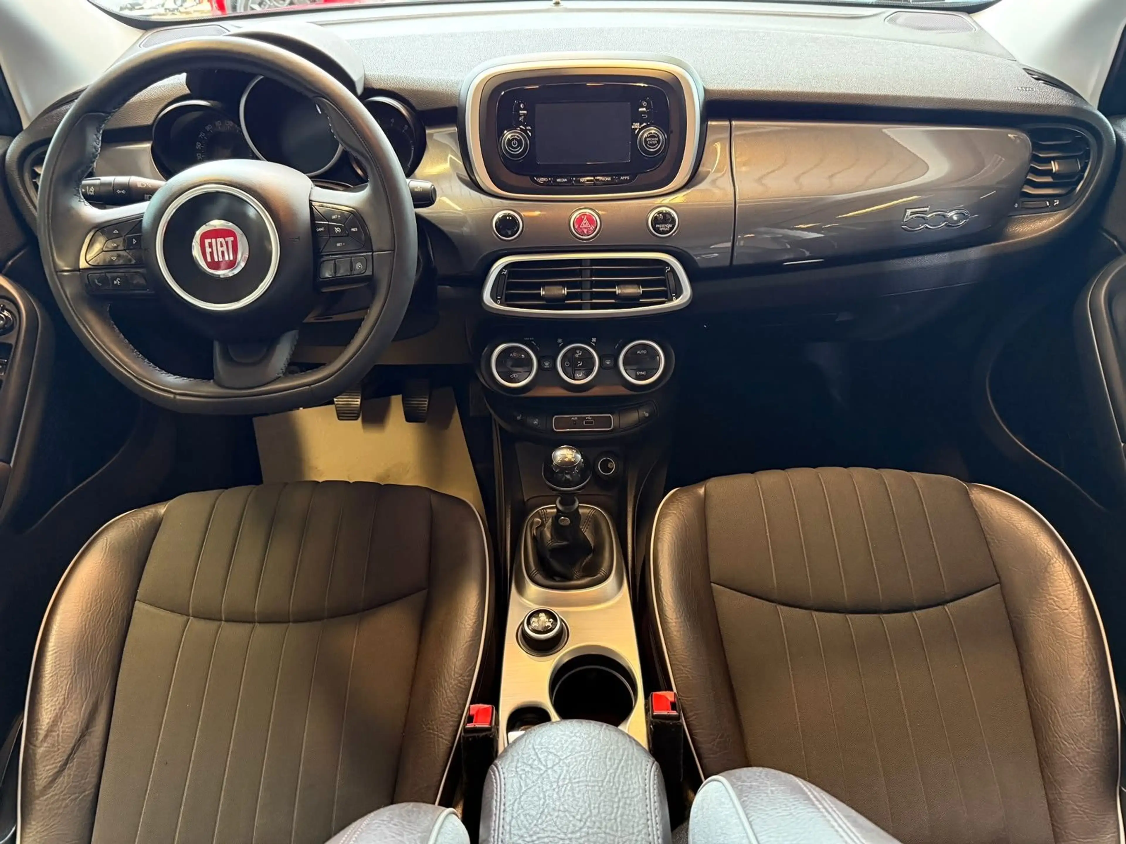 Fiat 500X Attractive Navi / Sitzhzg / Teilleder — photo 15