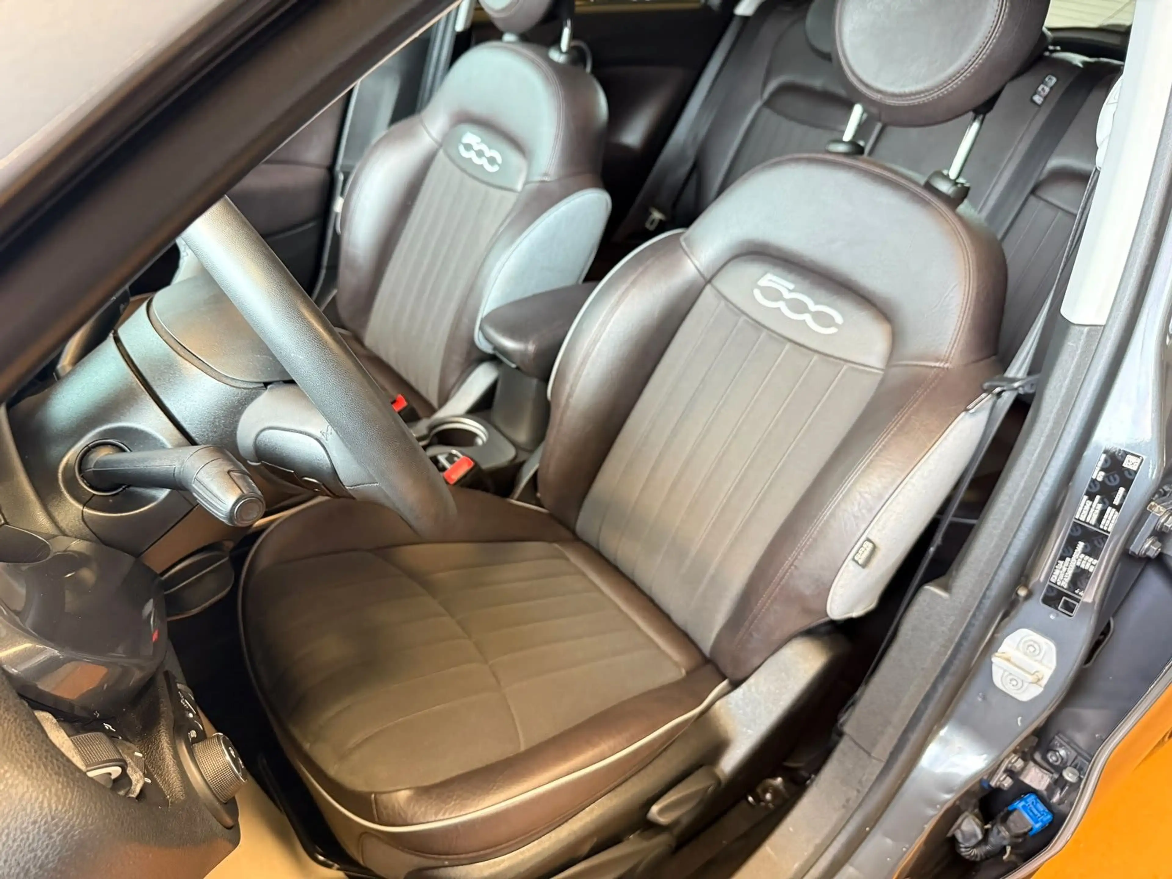 Fiat 500X Attractive Navi / Sitzhzg / Teilleder — photo 8