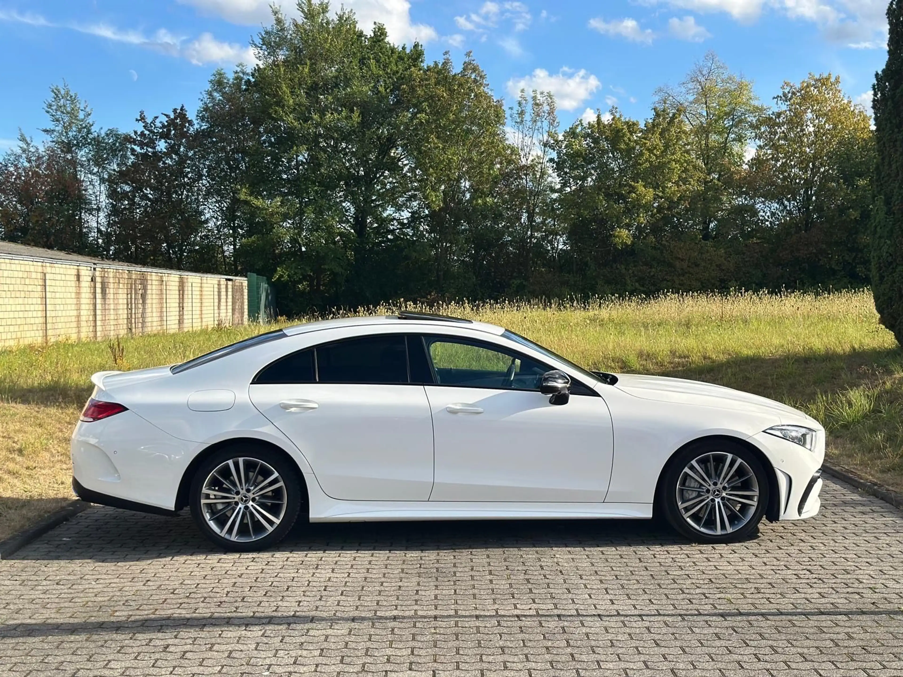 Mercedes-Benz CLS 400 d 4Matic,AMG,Auto,Leder,EGSD — photo 2