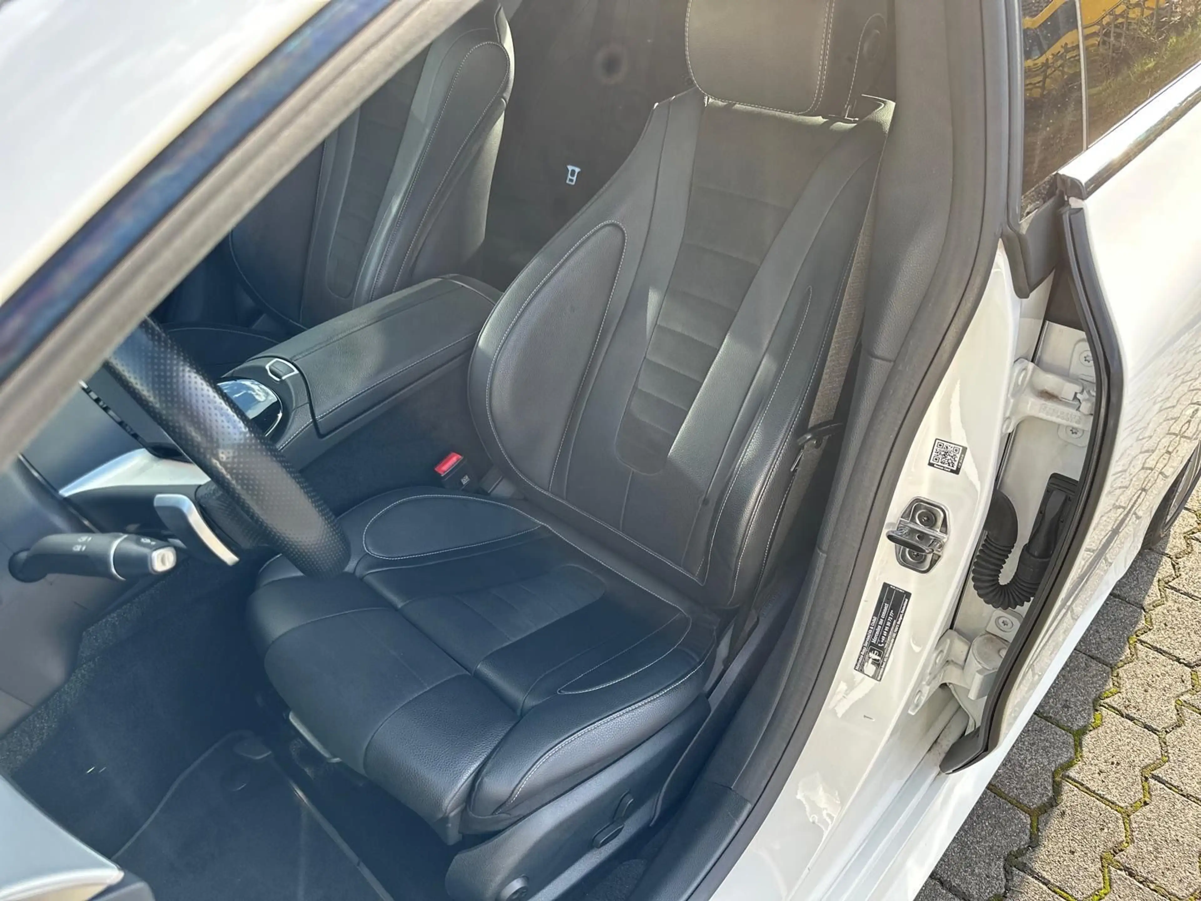 Mercedes-Benz CLS 400 d 4Matic,AMG,Auto,Leder,EGSD — photo 14