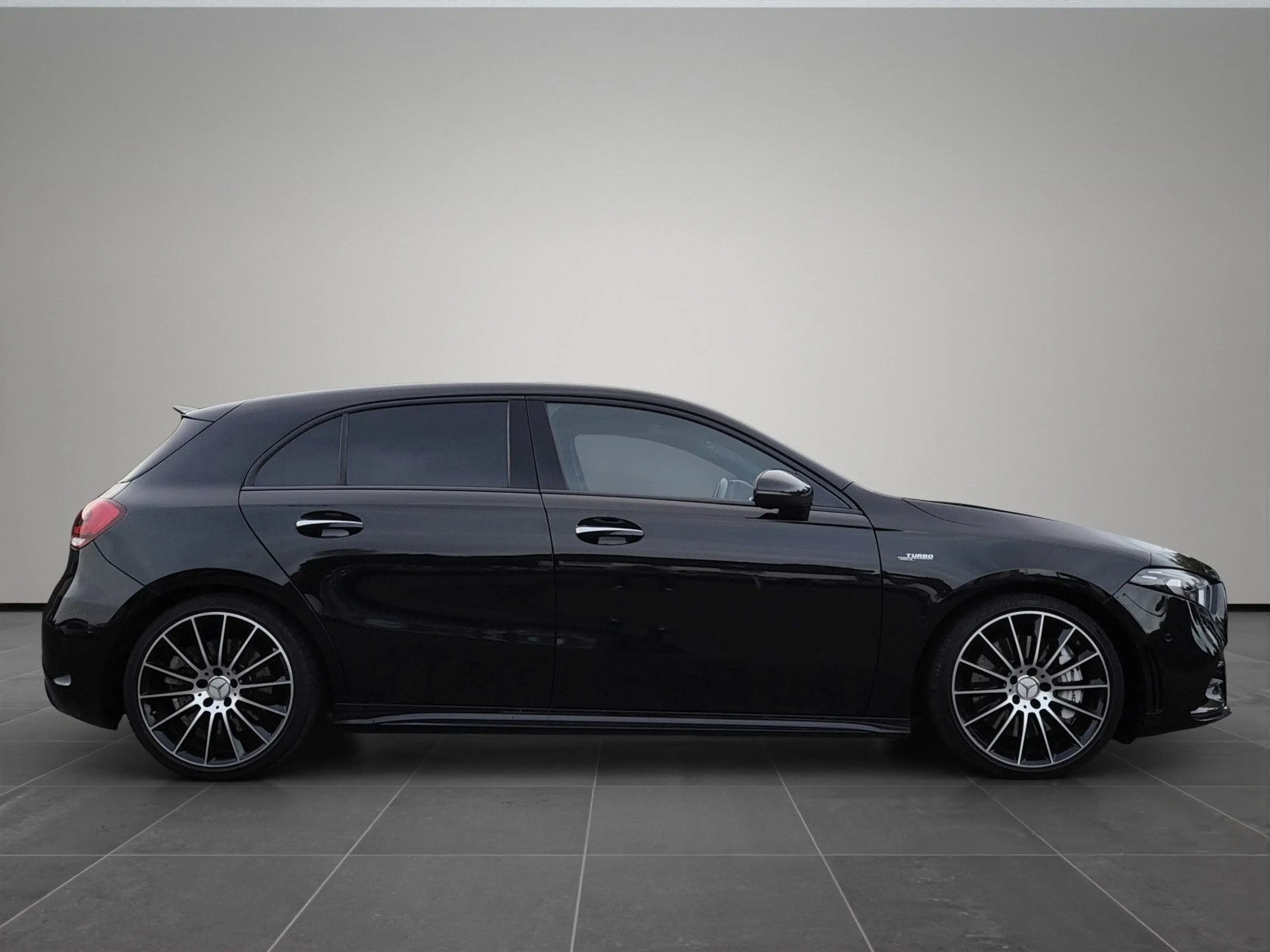 Mercedes-Benz A 35 AMG 4Matic PANO|BURMESTER|MULTIBEAM|NIGHT — photo 6