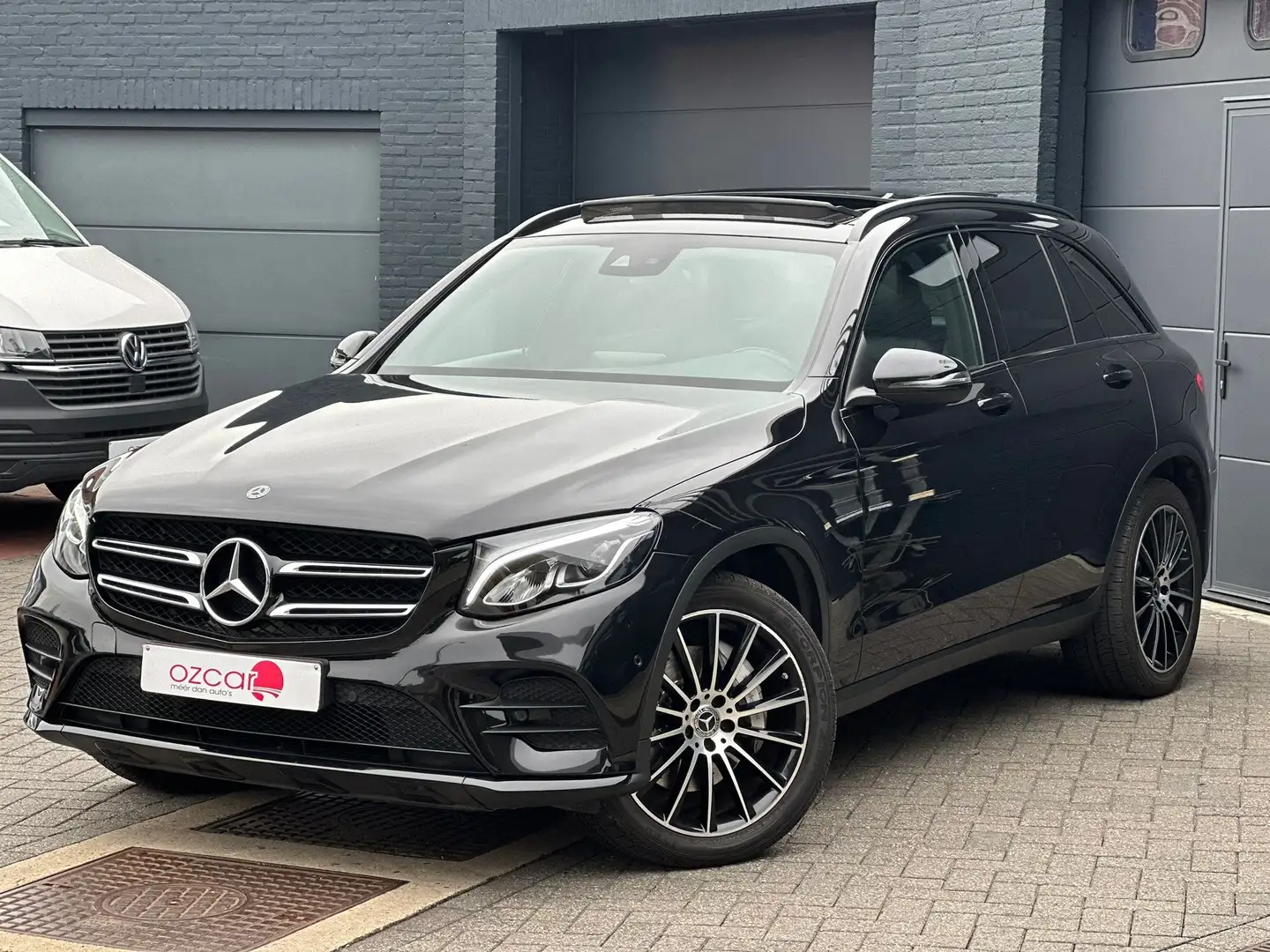 Mercedes-Benz GLC 250 GLC 250 d 4Matic 9G-TRONIC AMG Line Noir - 1