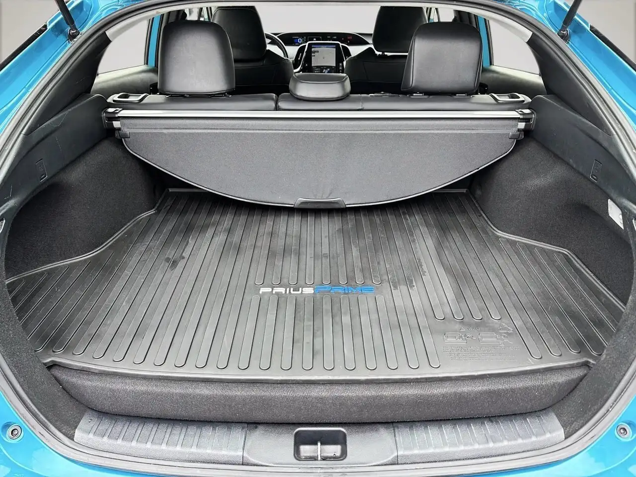 Toyota Prius Prime снимка Toyota Prius Prime