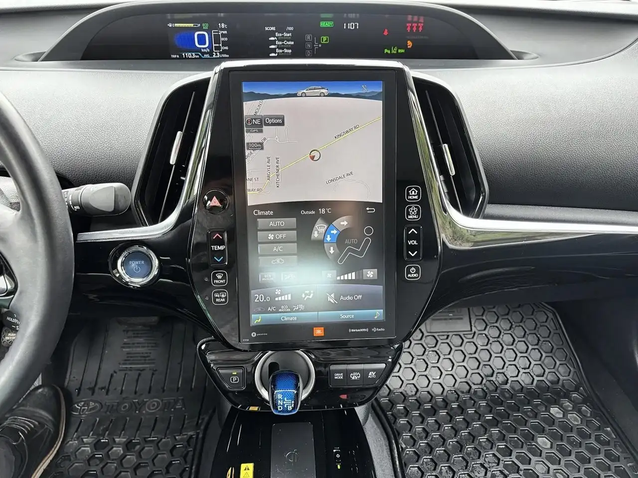 Toyota Prius Prime снимка Toyota Prius Prime