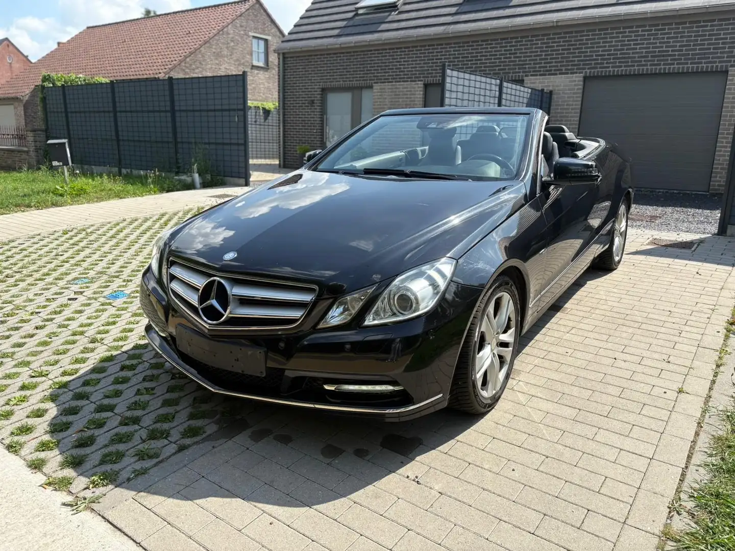 Mercedes-Benz E 220 CDI DPF Cabrio BlueEFFICIENCY 7G-TRONIC Elegance - 2