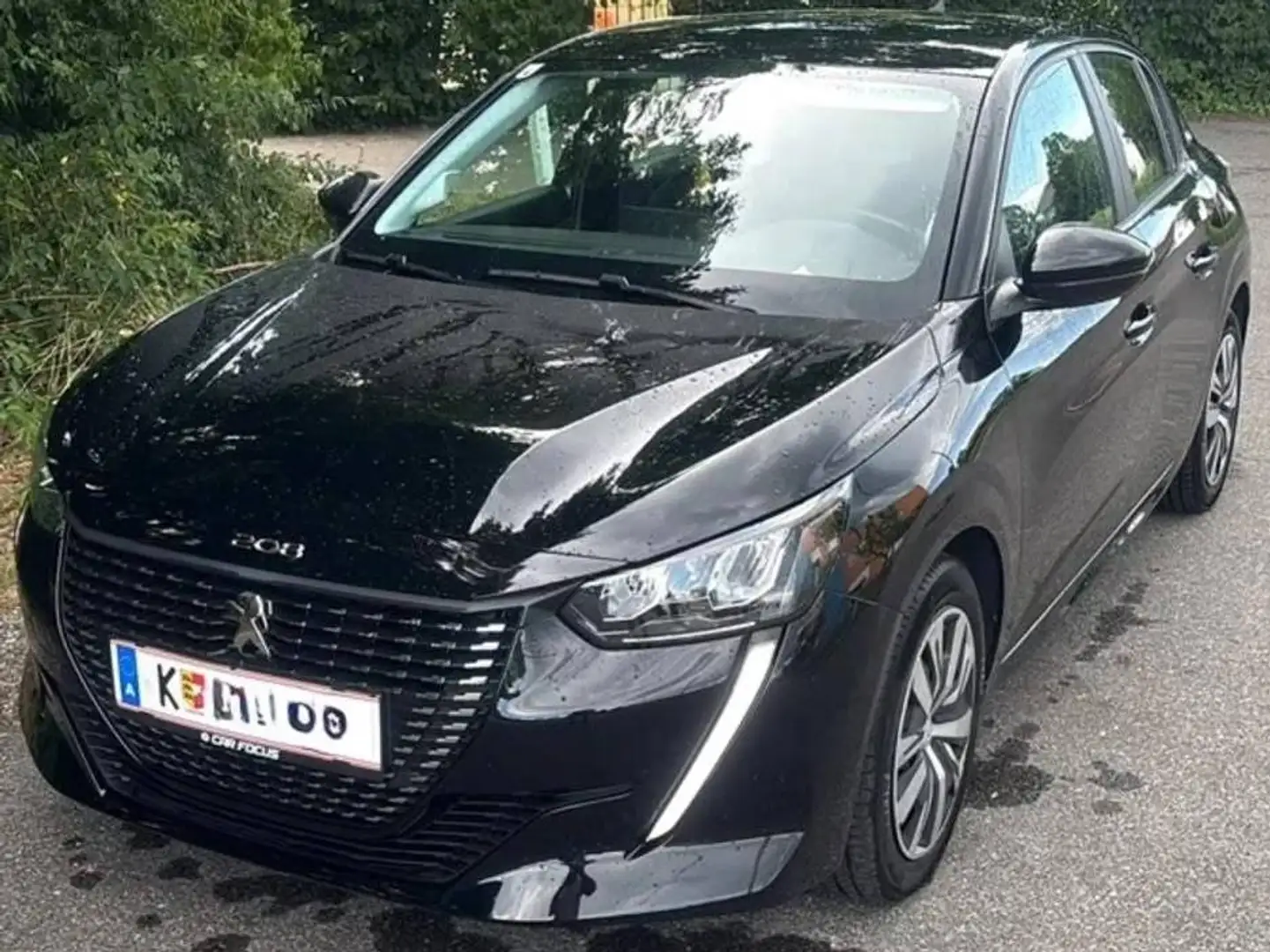 Peugeot 208 208 Style PureTech 75 S Schwarz - 1