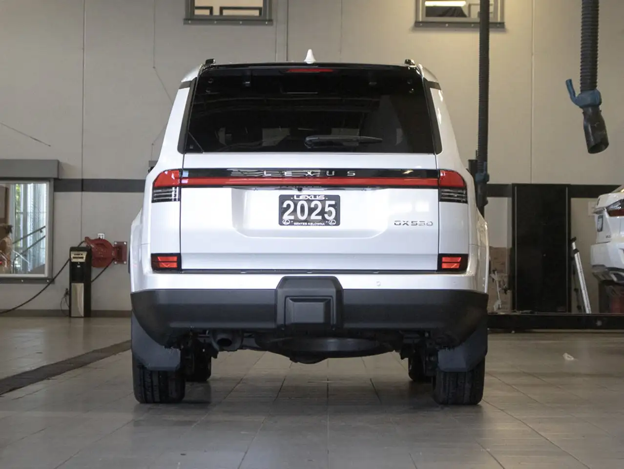 Lexus GX 550 снимка Lexus GX 550