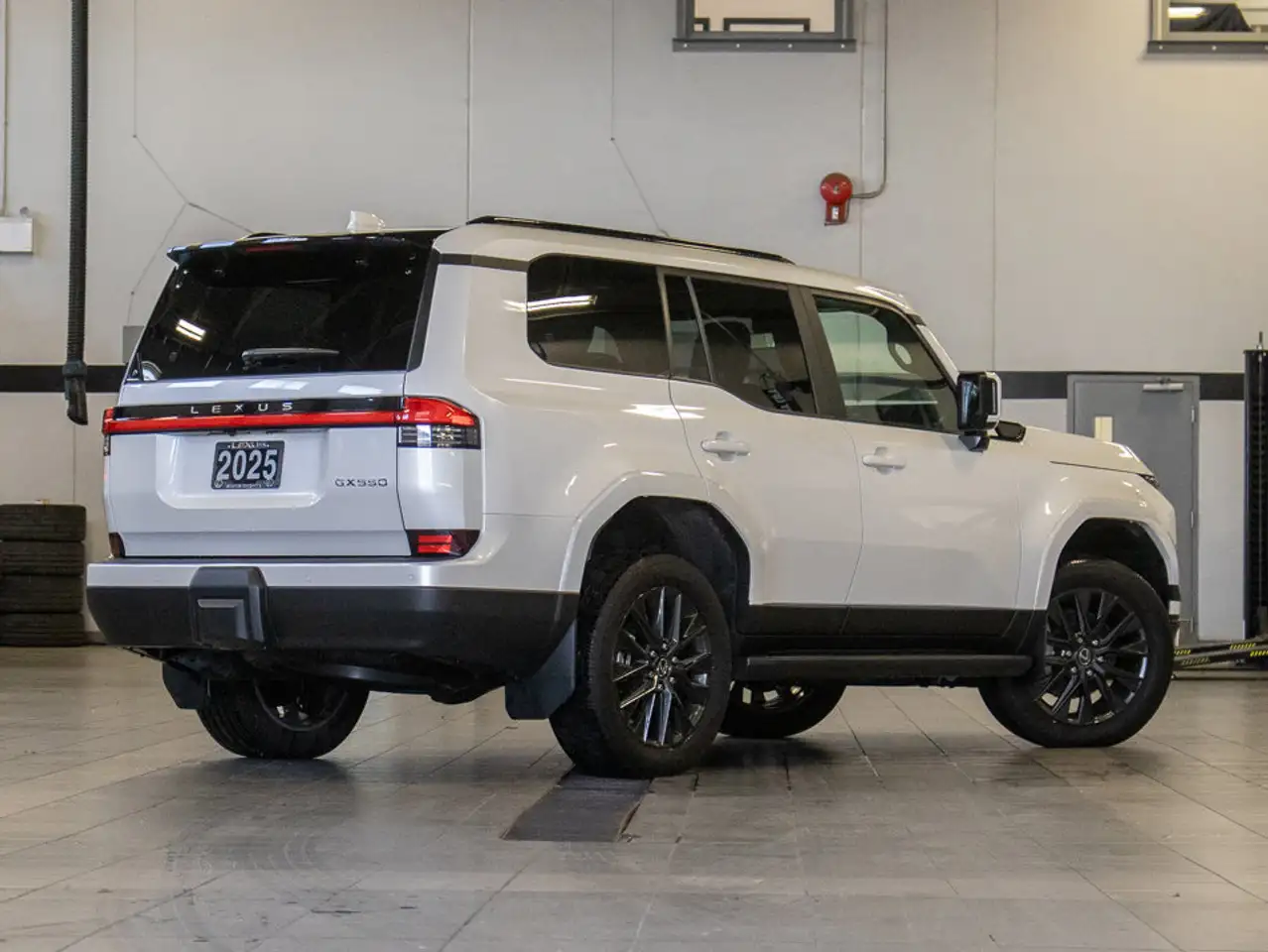 Lexus GX 550 снимка Lexus GX 550