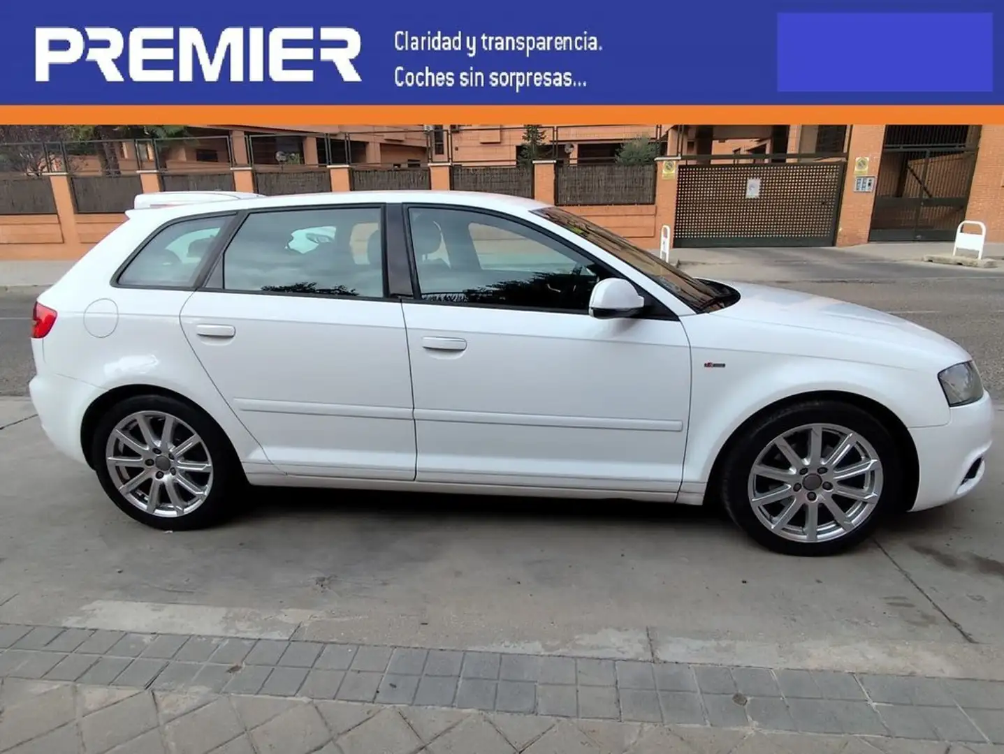 Audi A3 Sportback 2.0TDI S Line Edition Blanco - 1