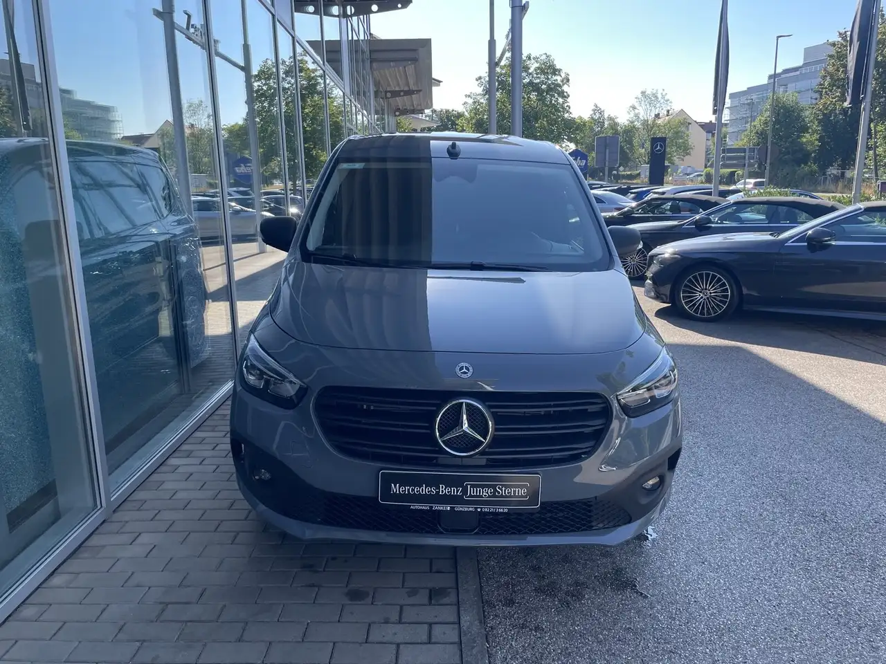 Mercedes-Benz Model not specified 2026