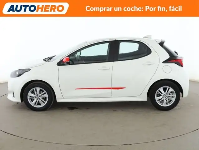 Toyota Yaris view 3